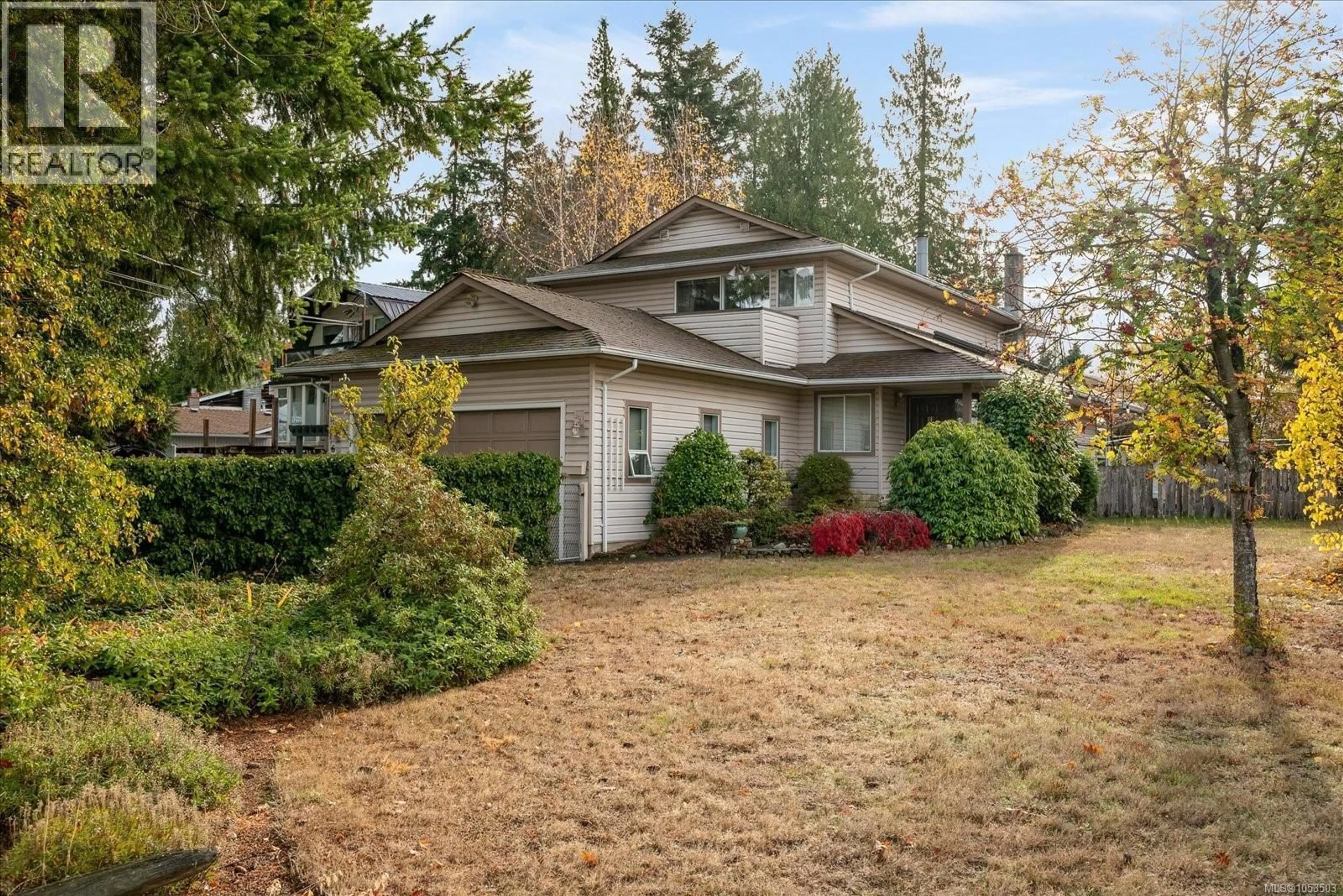 Home with vinyl exterior material, street for 6695 DOVER ROAD, Nanaimo British Columbia V9V1A6