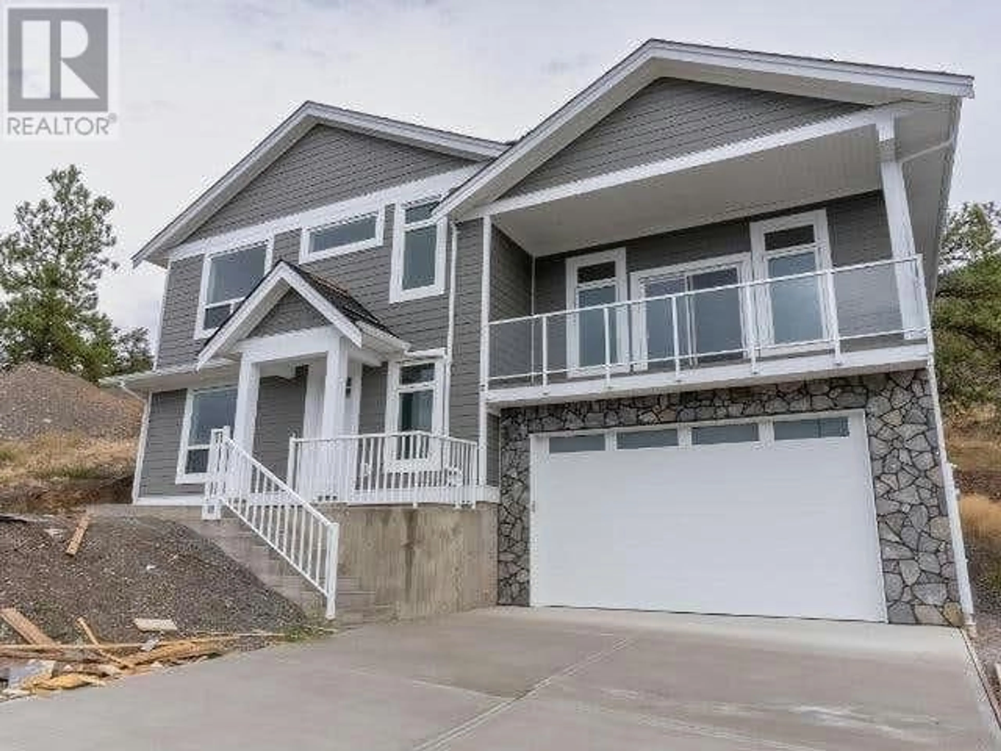 Frontside or backside of a home for 2731 PEREGRINE WAY, Merritt British Columbia V1K0B3