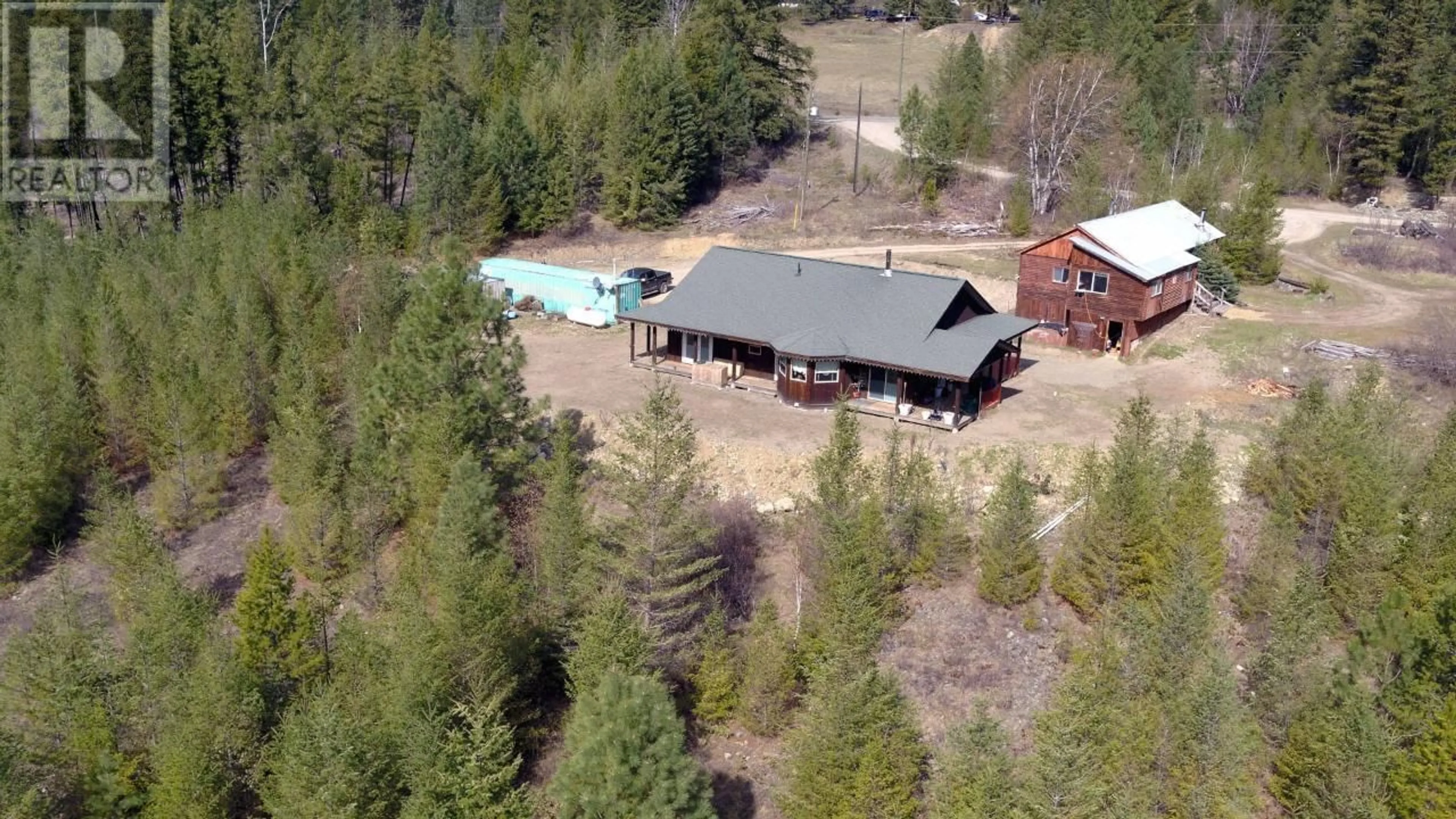 A pic from outside/outdoor area/front of a property/back of a property/a pic from drone, mountain view for 1612 FLUME ROAD, Barriere British Columbia V0E1E0