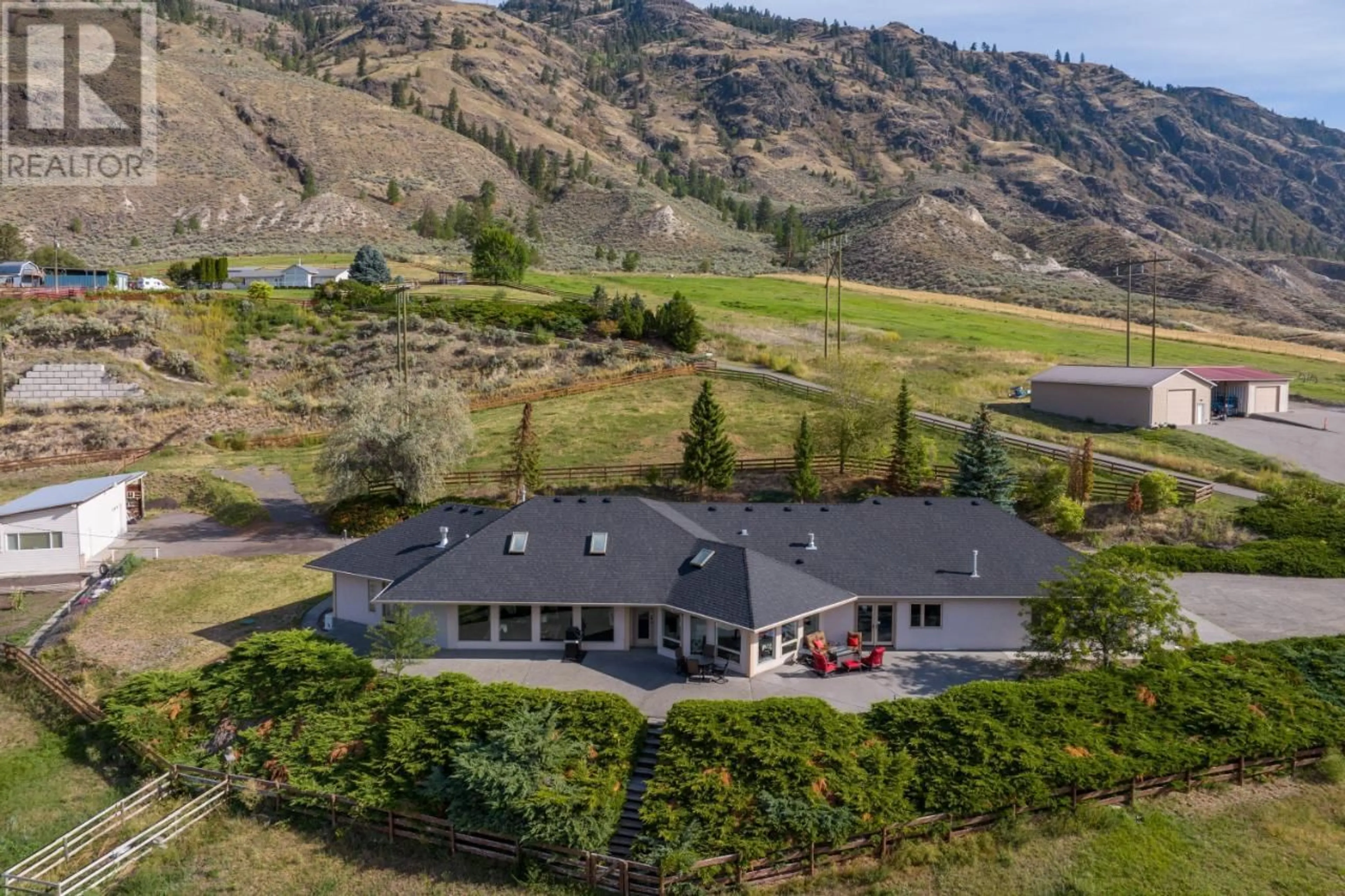 Outside view for 3361 SHUSWAP ROAD E, Kamloops British Columbia V2H1T2