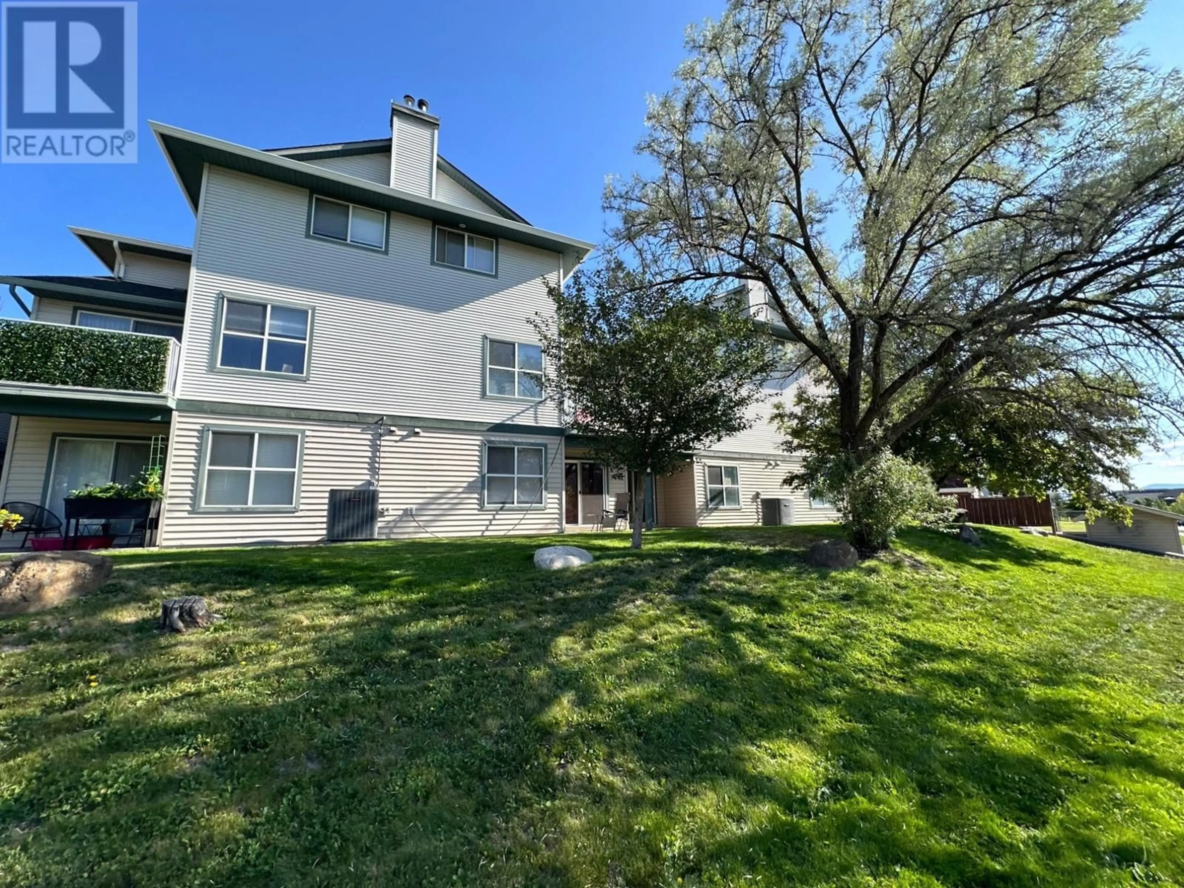 A pic from outside/outdoor area/front of a property/back of a property/a pic from drone, unknown for 83 - 1920 HUGH ALLAN DRIVE, Kamloops British Columbia V1S1Y5