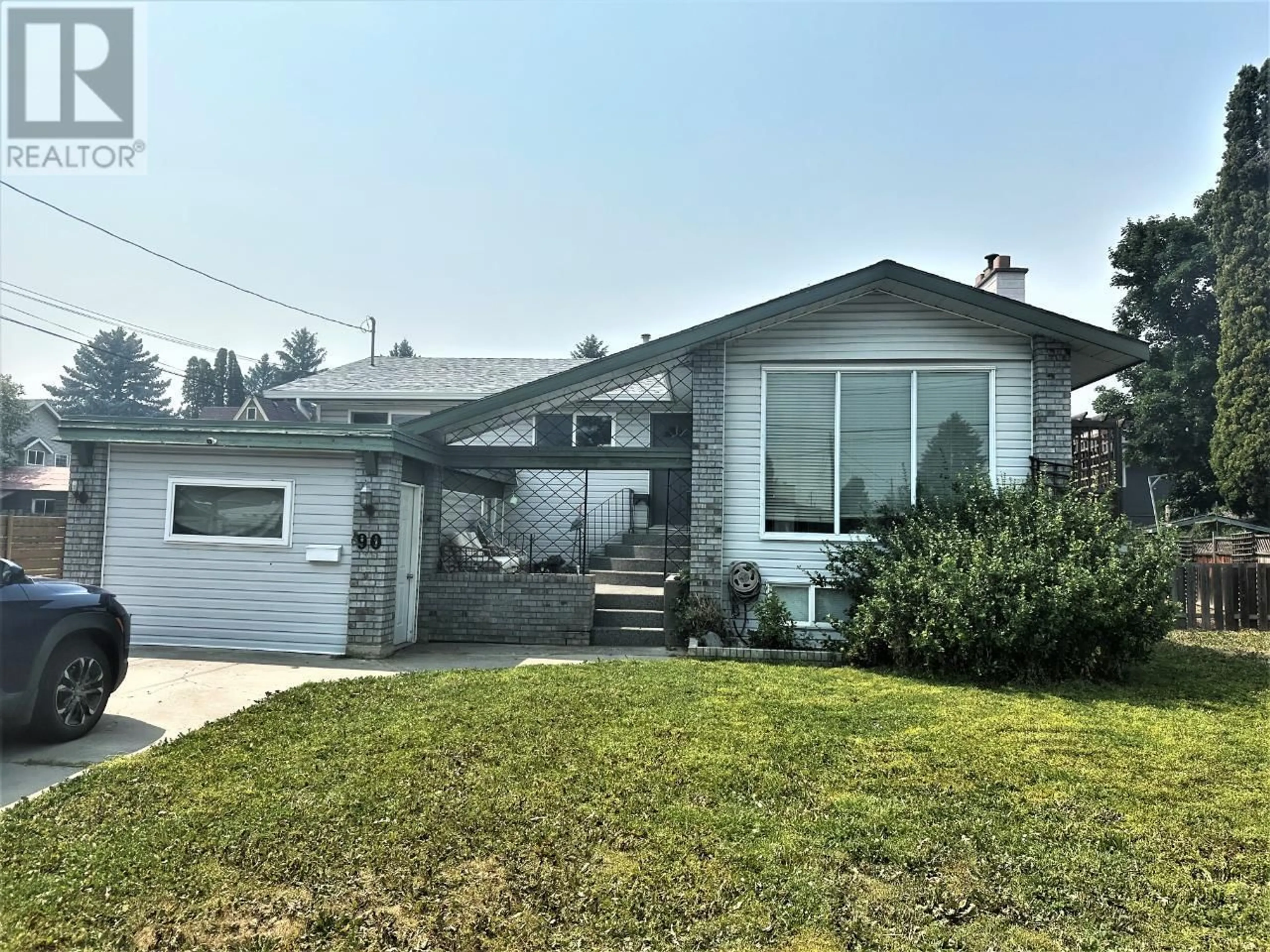 Frontside or backside of a home for 90 CHAPMAN PLACE, Kamloops British Columbia V2C4R2