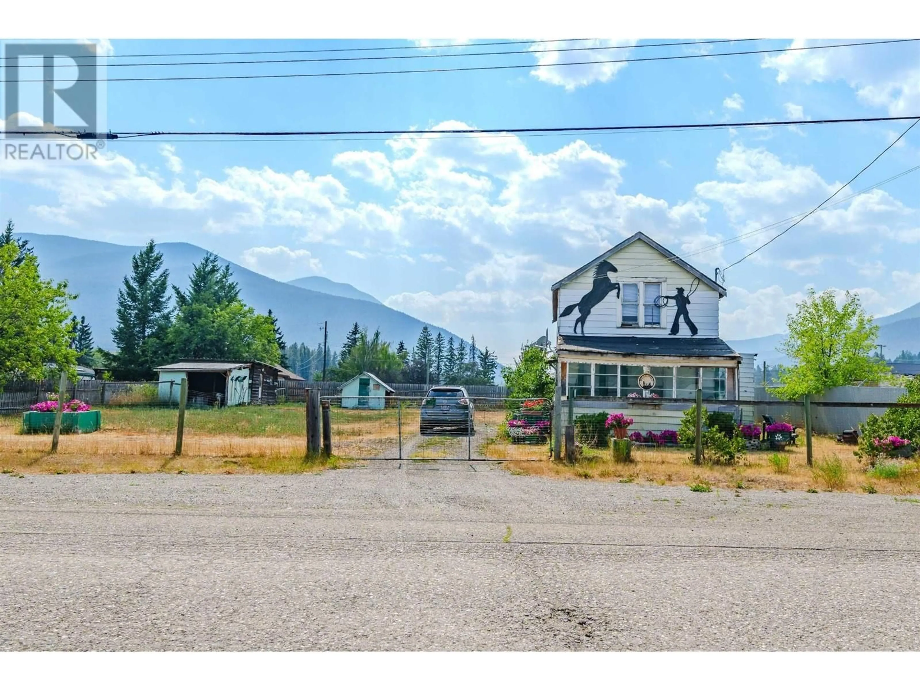 A pic from exterior of the house or condo for 307 SMITH AVE, Clinton British Columbia V0K1K0