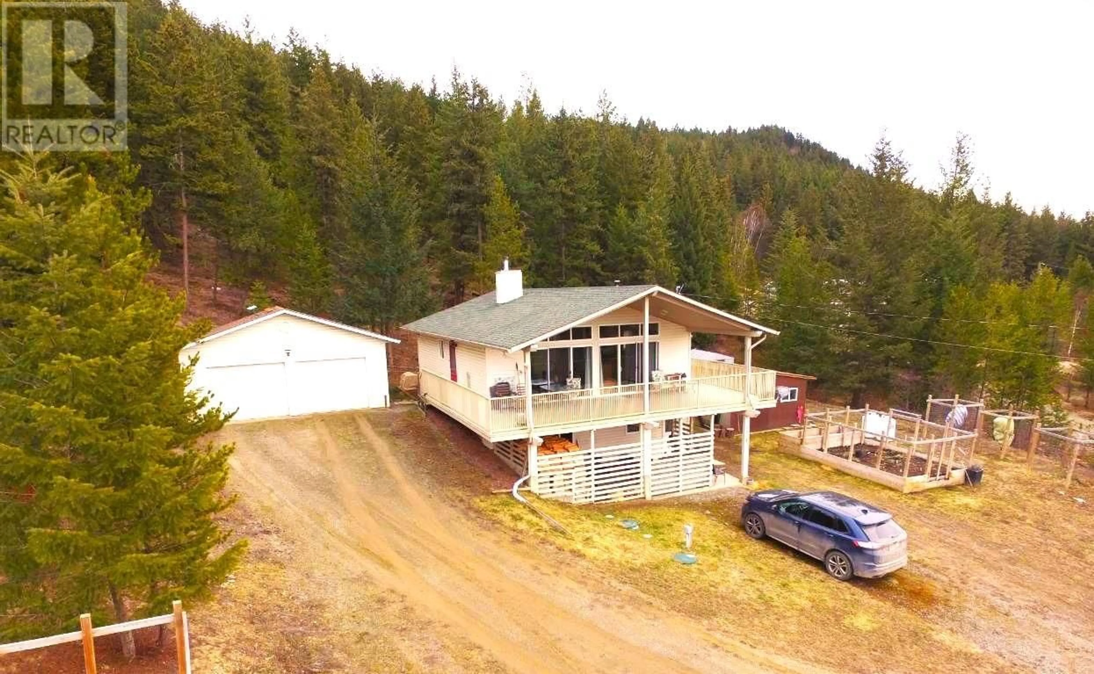 Outside view for 1008 VISTA POINT ROAD, Barriere British Columbia V0E1E0