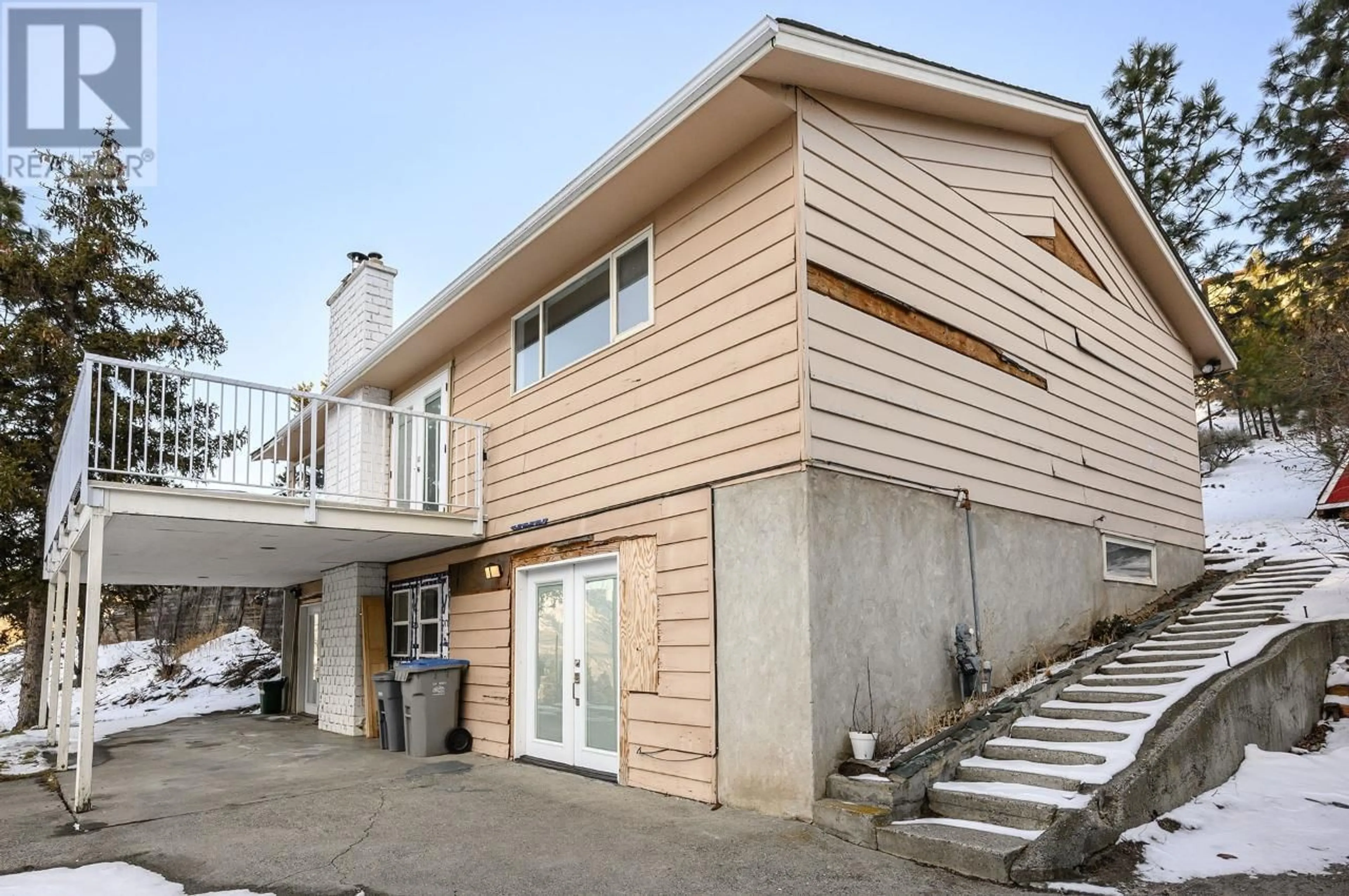 Frontside or backside of a home for 5579 CLEARVIEW DRIVE, Kamloops British Columbia V2C5G1