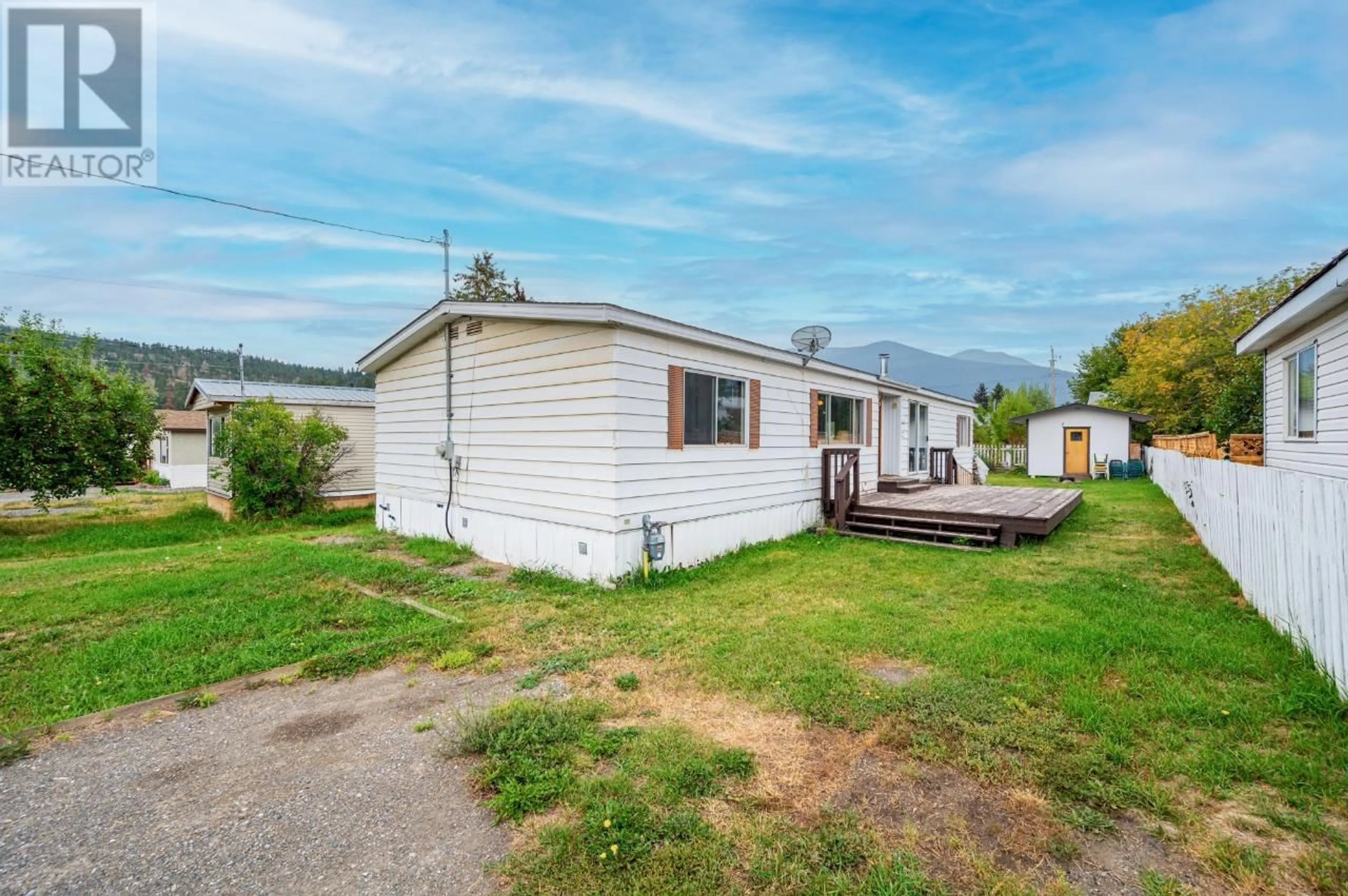 Frontside or backside of a home for 209 FOSTER AVE, Clinton British Columbia