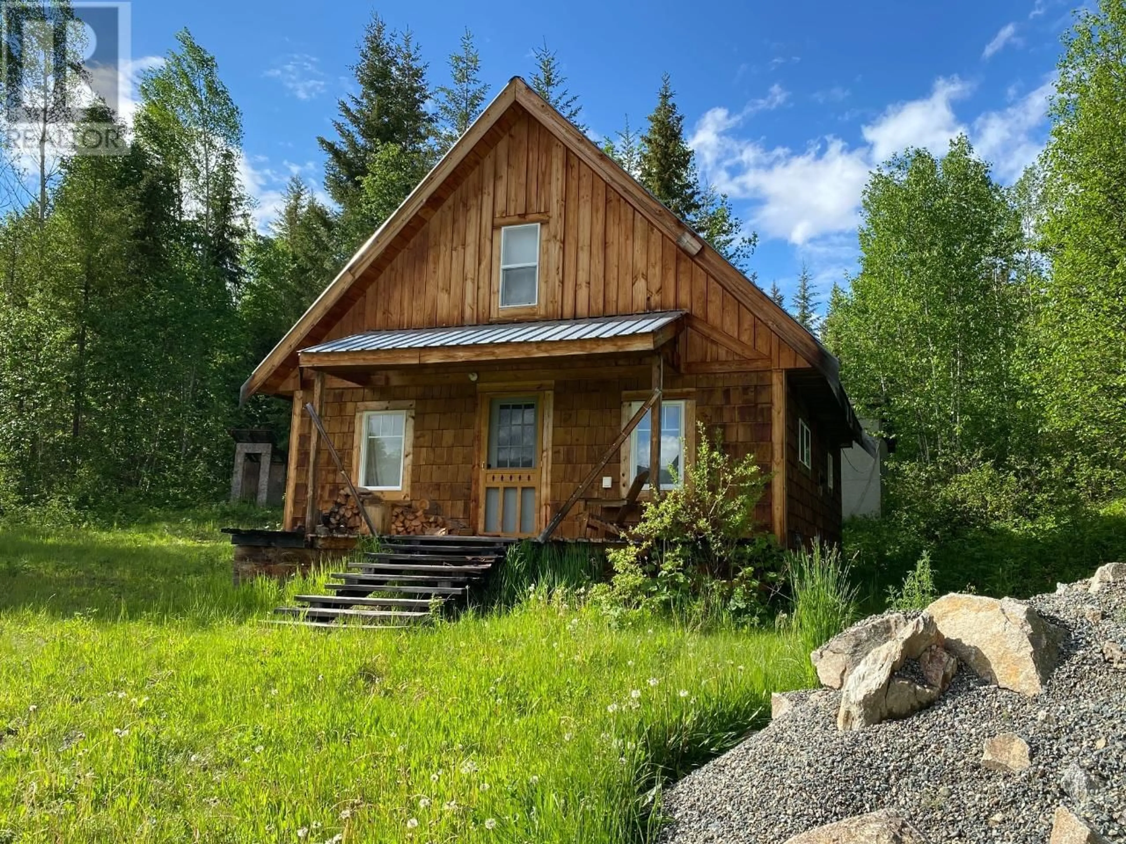 Cottage for 2965 BUFFALO SPRINGS ROAD, Barriere British Columbia V0E1E0