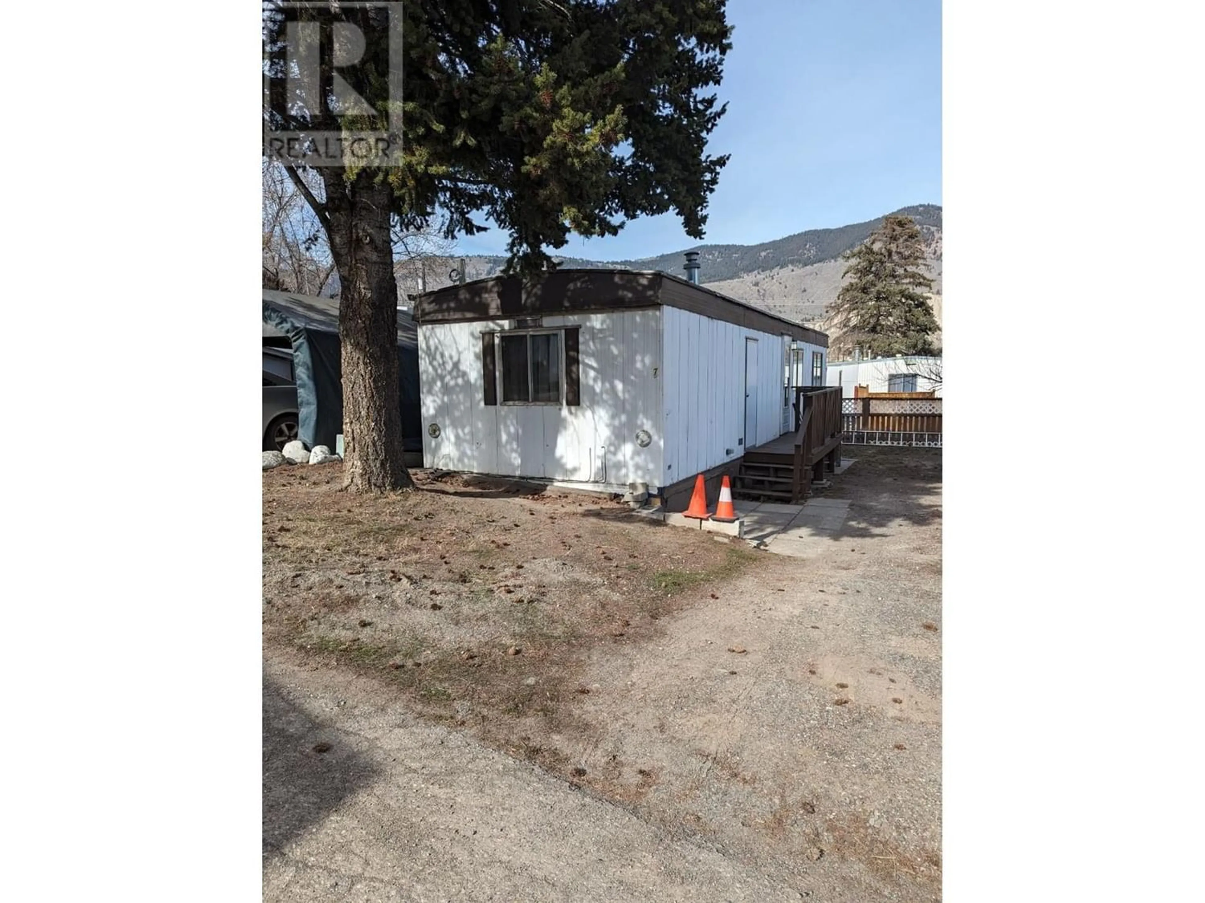 Shed for 4395 TRANS CANADA Highway Unit# 7, Kamloops British Columbia V2C4S4