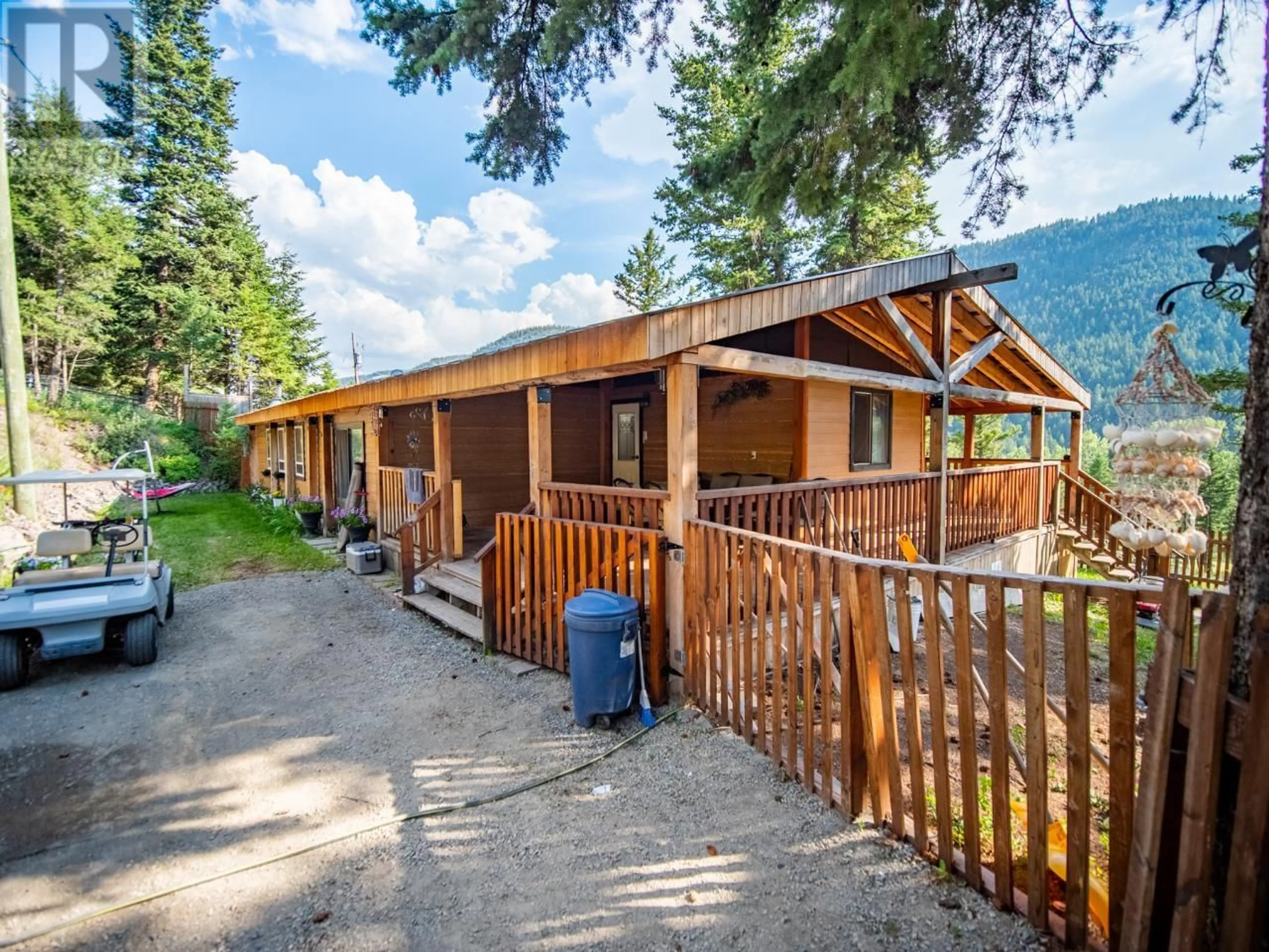 Cottage for 9653 TRANQUILLE CRISS CREEK RD, Kamloops British Columbia V2B8B6