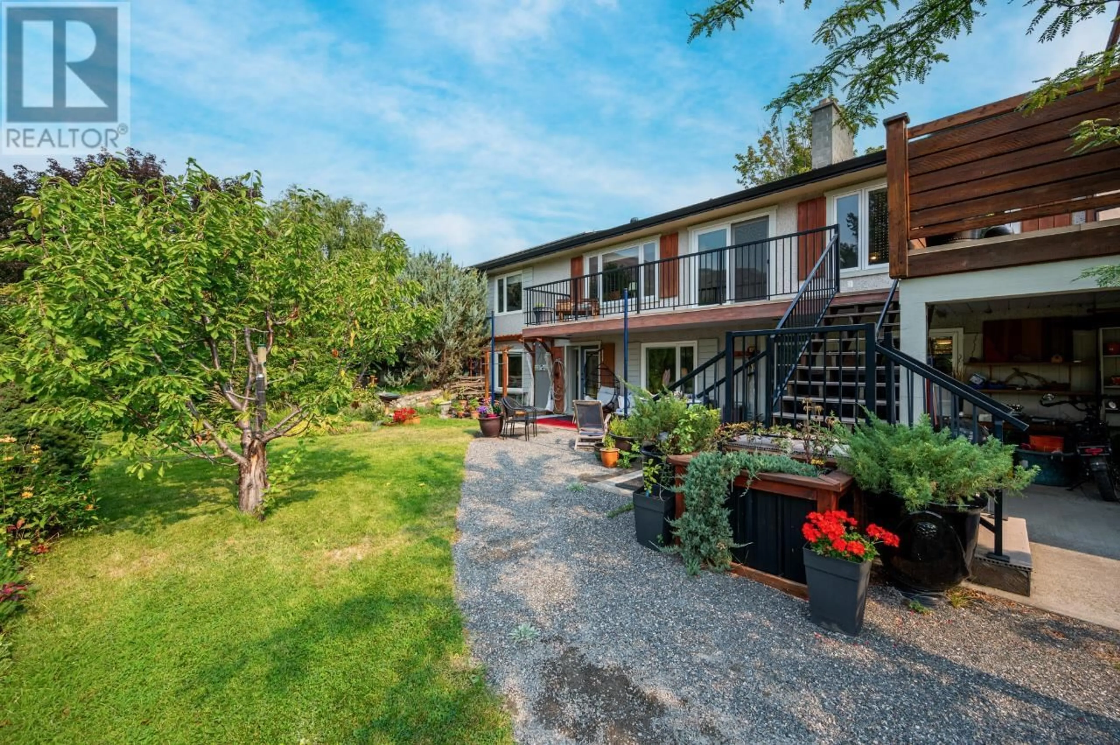 Outside view for 637 CEDAR CRES, Ashcroft British Columbia