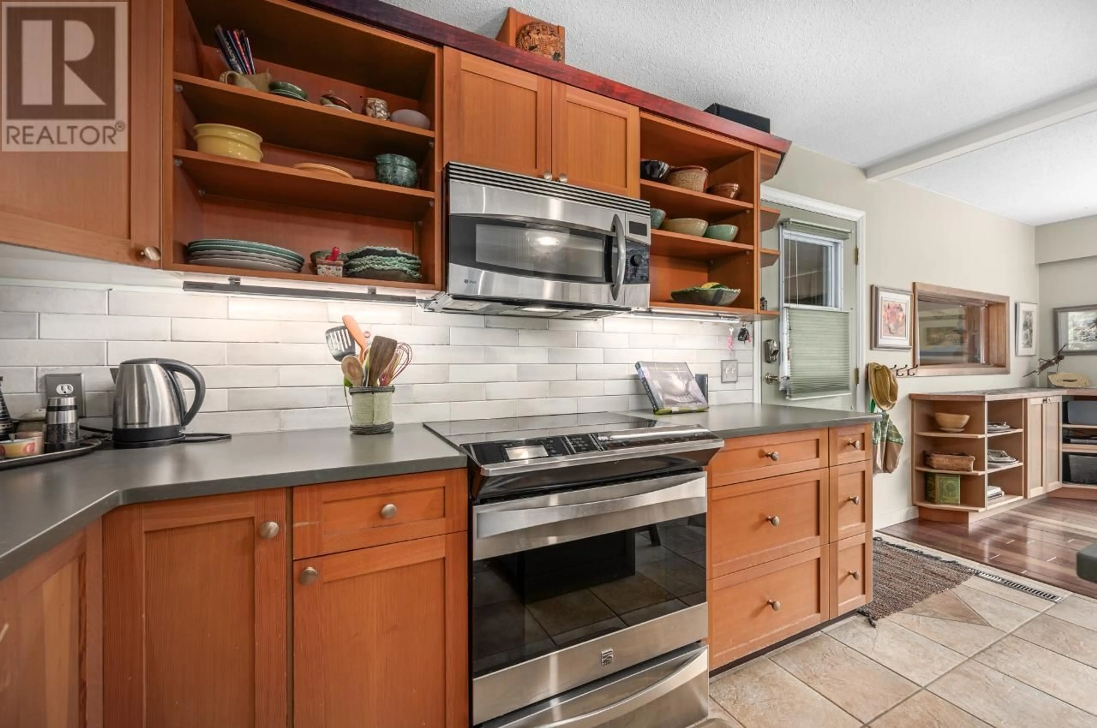 Kitchen for 637 CEDAR CRES, Ashcroft British Columbia