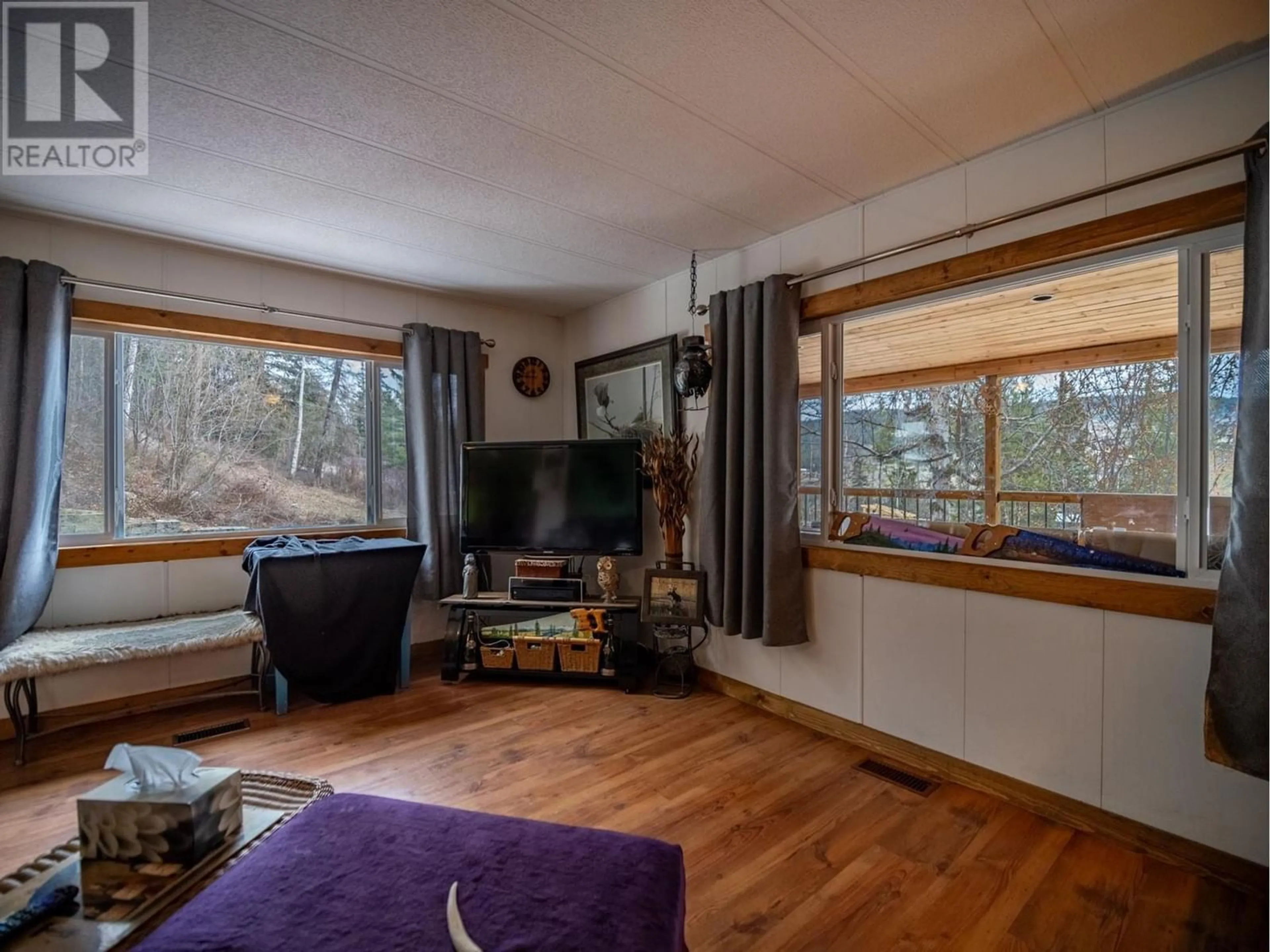 Living room, wood floors for 2249 MCTAVISH Road, Kamloops British Columbia V0E3E1