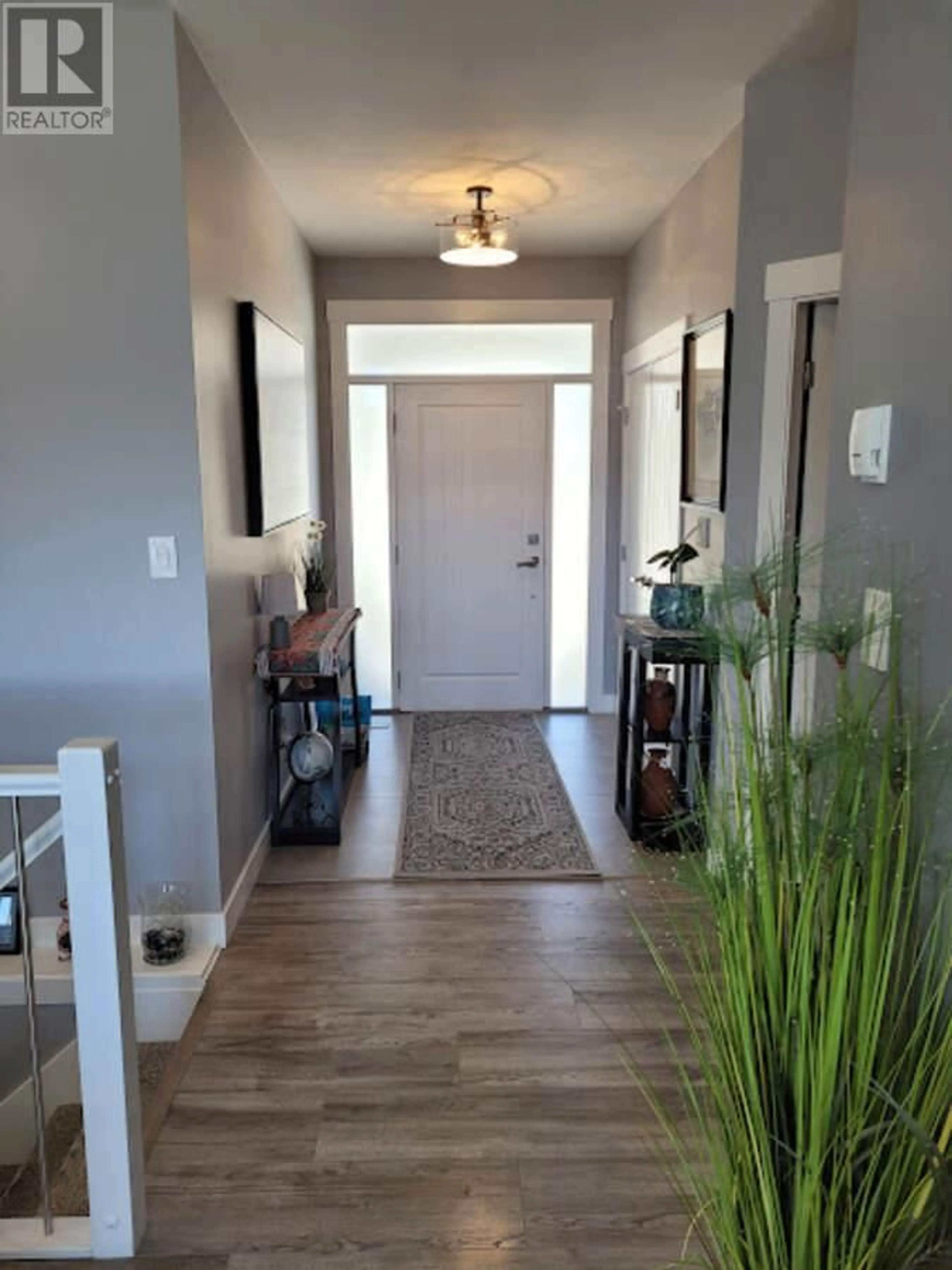 Indoor entryway for 428 DALADON DRIVE, Logan Lake British Columbia V0K1W0