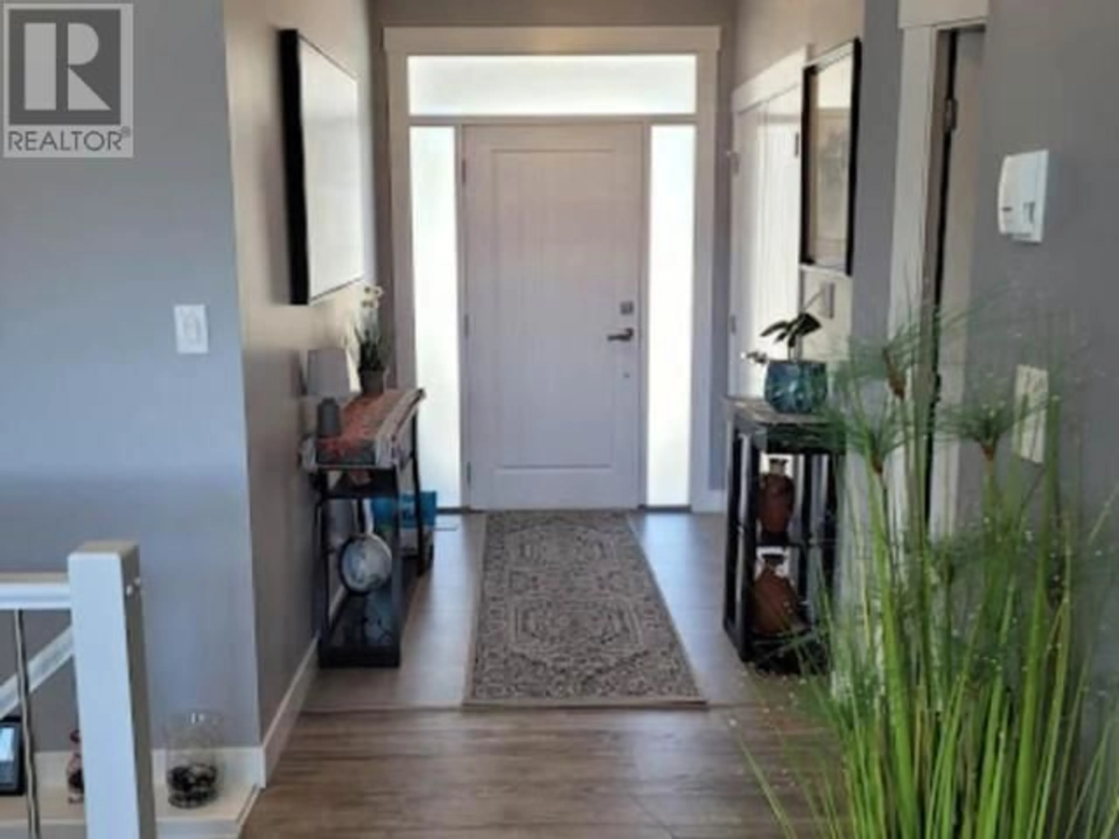 Indoor entryway, wood floors for 428 DALADON Drive, Logan Lake British Columbia V0K1W0