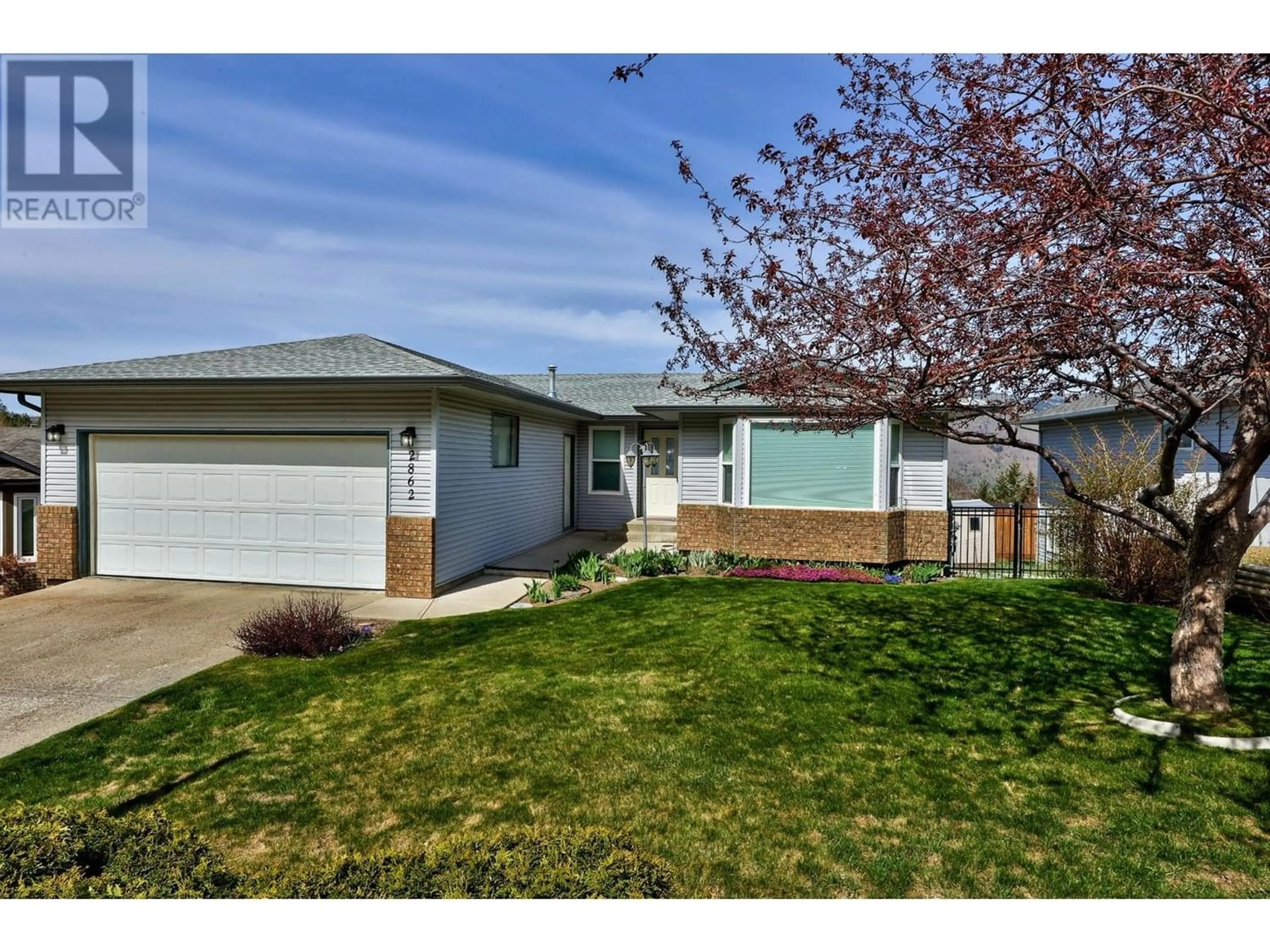 Frontside or backside of a home for 2862 QU'APPELLE BLVD, Kamloops British Columbia V2E2L8