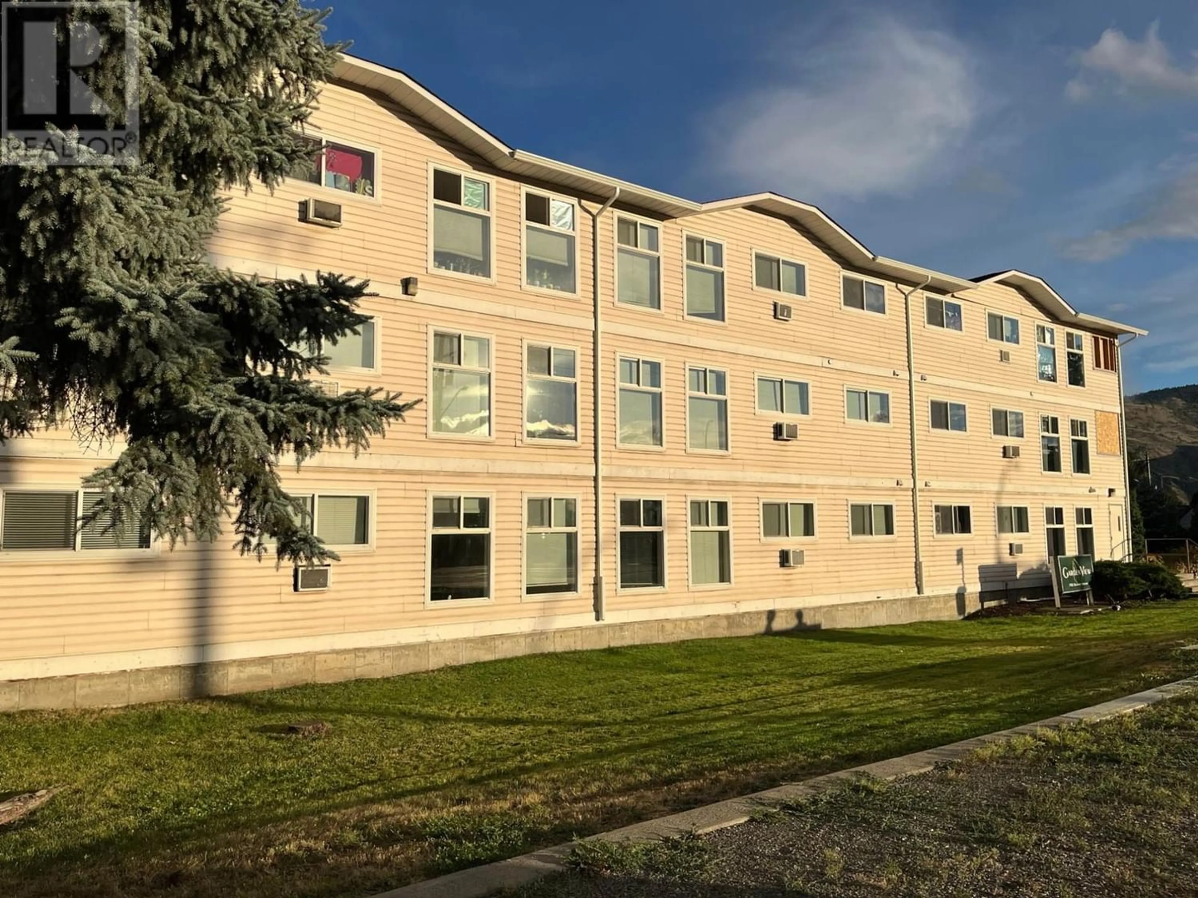 A pic from exterior of the house or condo, the front or back of building for 1760 BRUNNER Avenue Unit# 313, Kamloops British Columbia V2B3L7