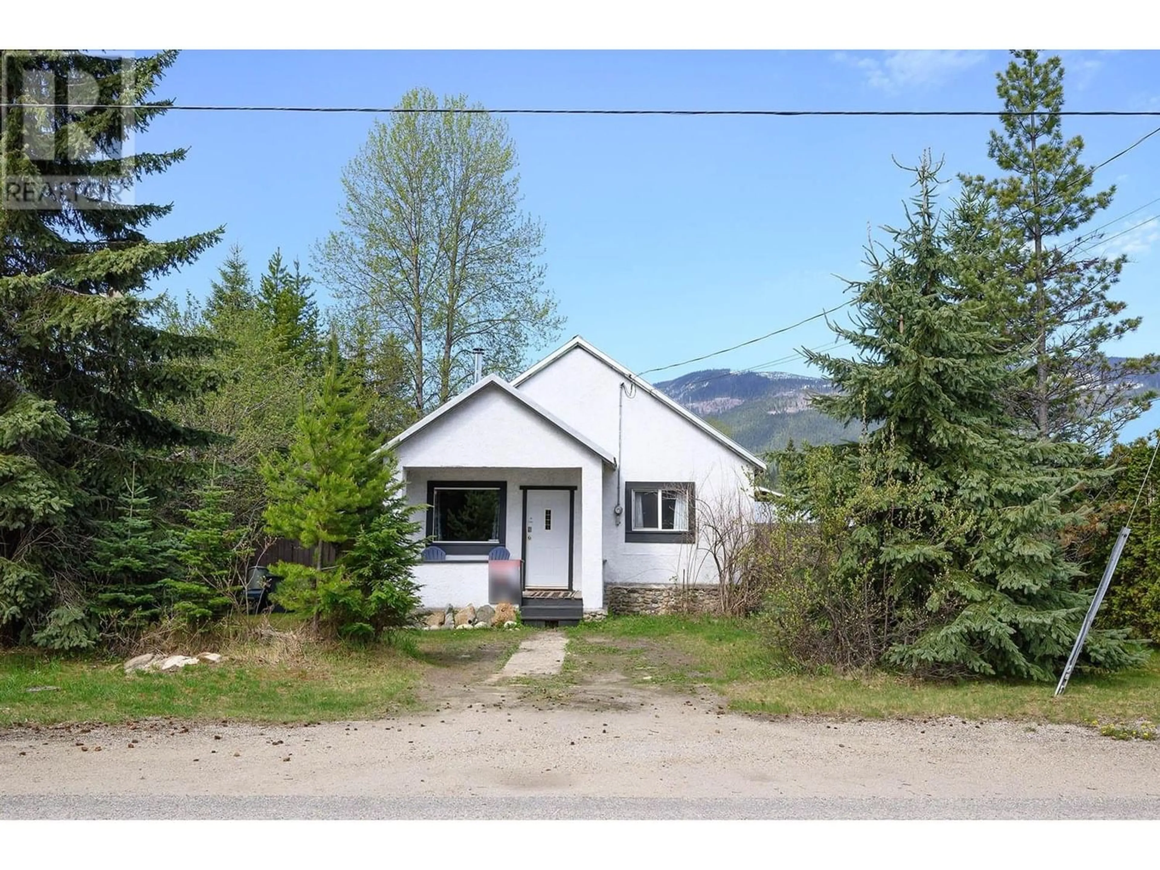 Frontside or backside of a home, cottage for 817 MAIN Street, Blue River British Columbia V0E1J0