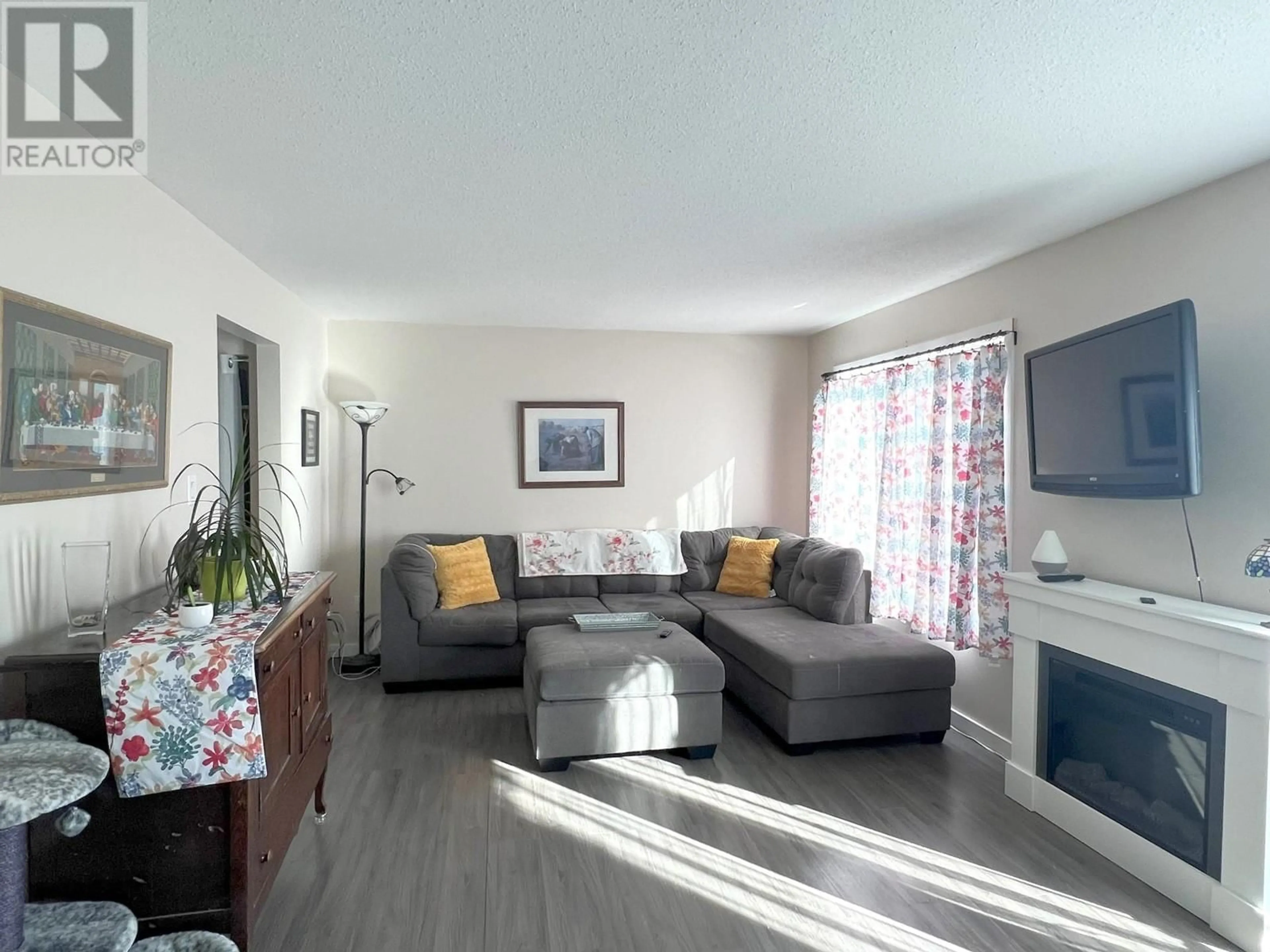 Living room with furniture, unknown for 2168 CLARKE AVENUE, Merritt British Columbia V1K1B8