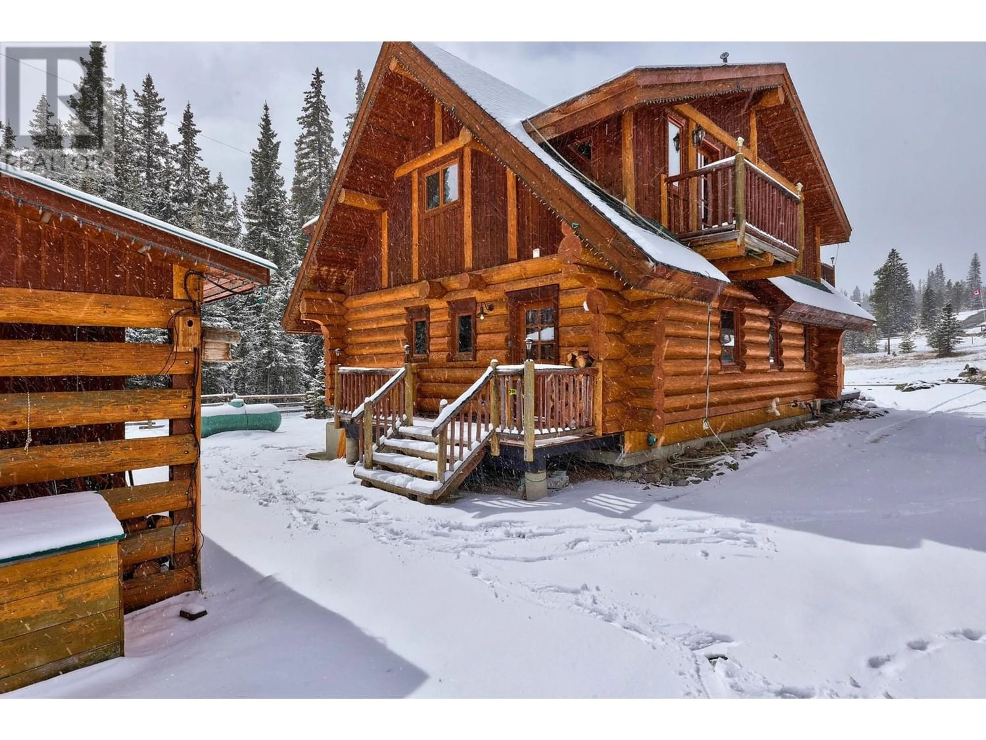 Cottage for 4890 PINE RIDGE WAY, Logan Lake British Columbia V0K1W0