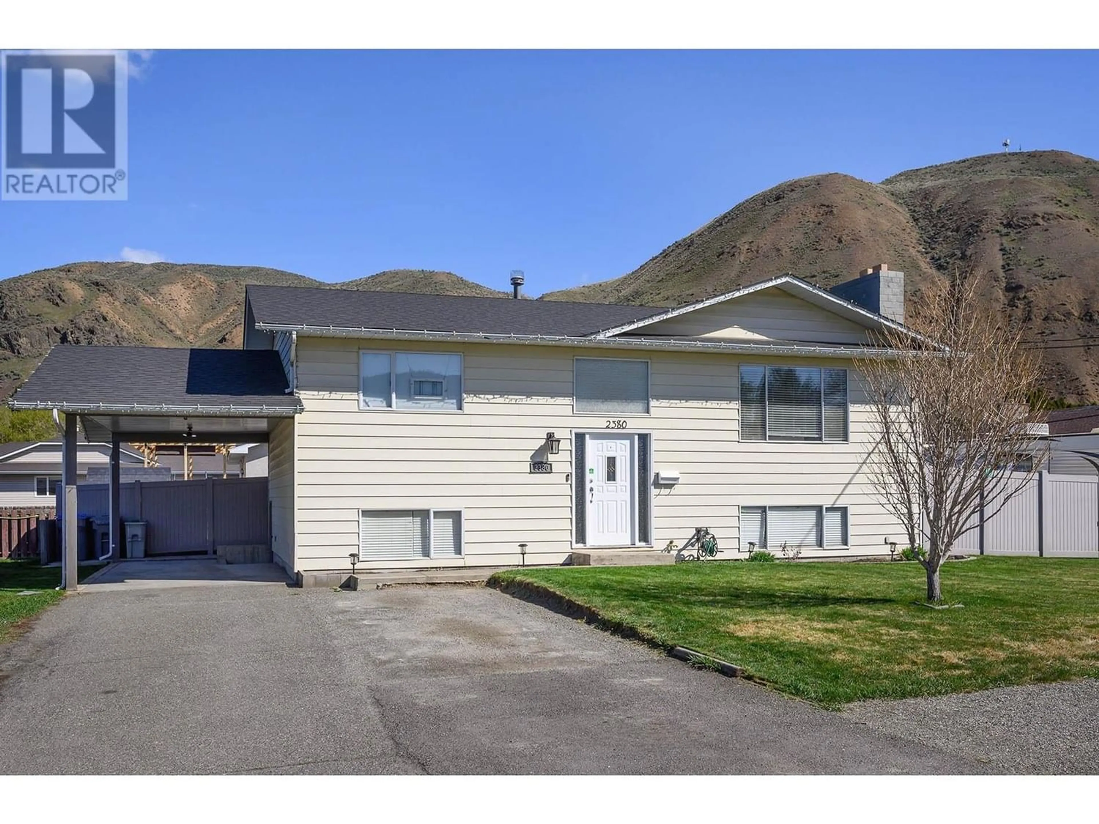 Frontside or backside of a home for 2380 BRIARWOOD AVE, Kamloops British Columbia V2B8G8