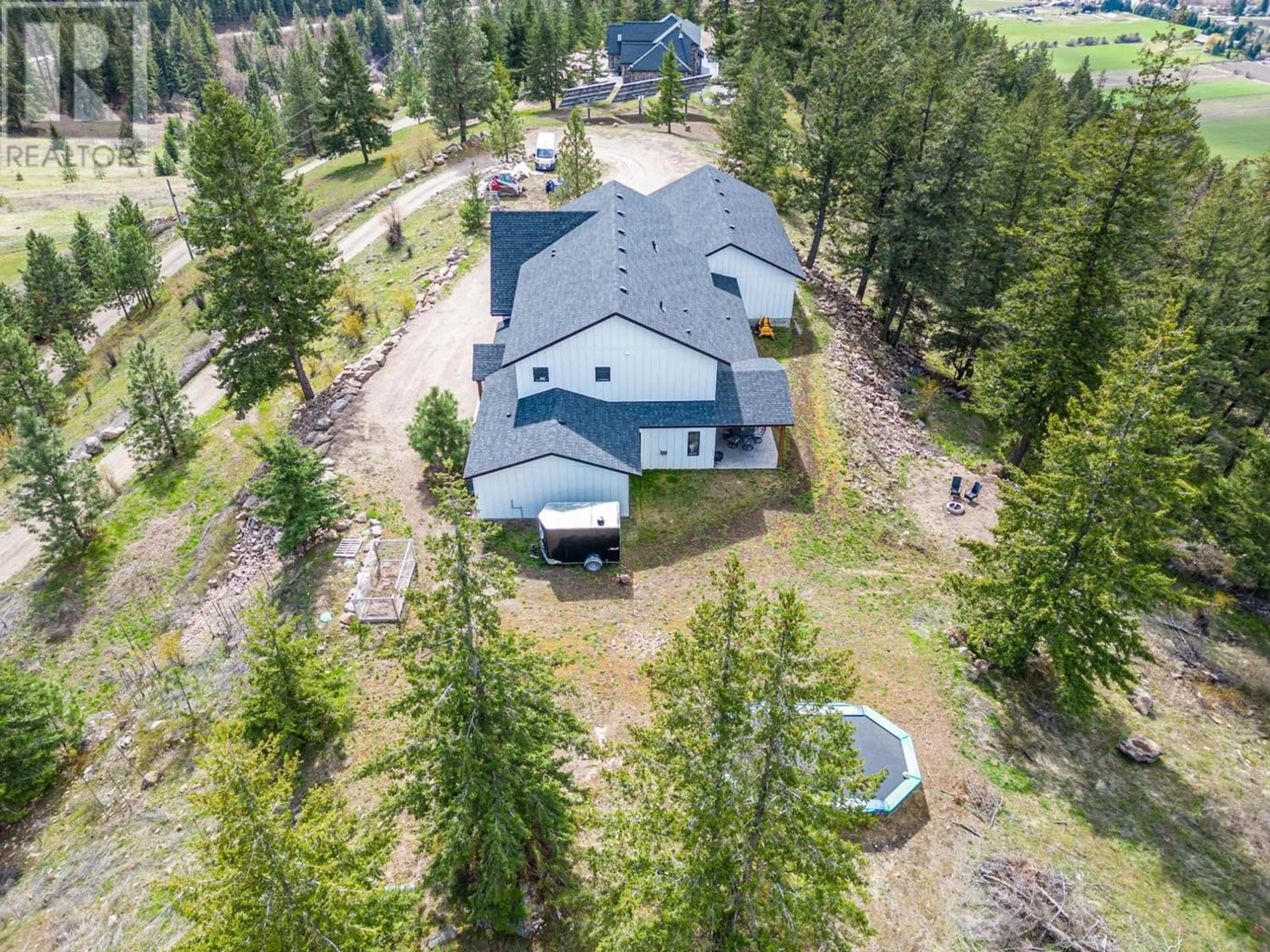 Frontside or backside of a home for 460 SHUSWAP CHASE CR RD, Chase British Columbia