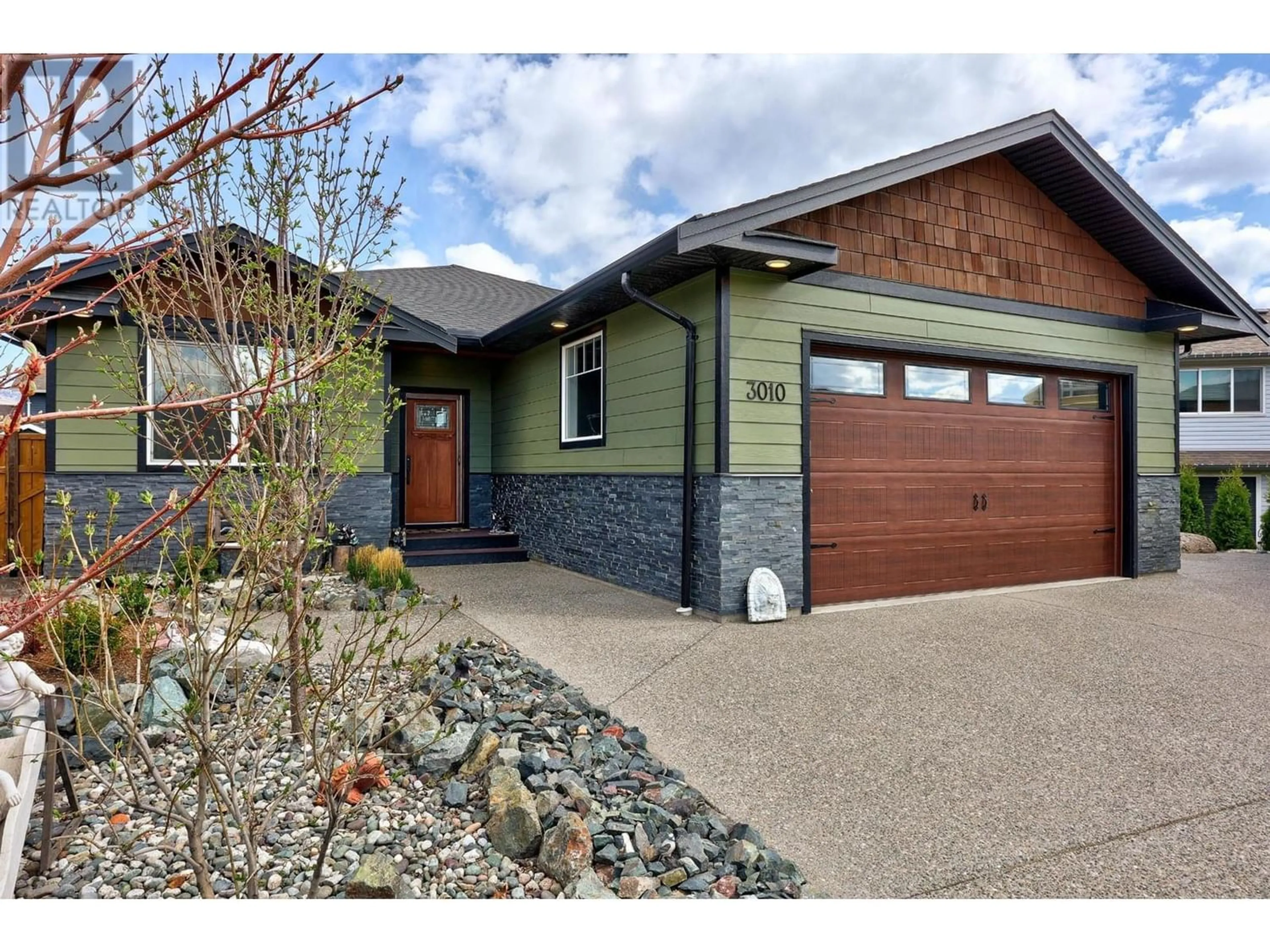 Frontside or backside of a home for 3010 HILTON DRIVE, Merritt British Columbia V1K0B2