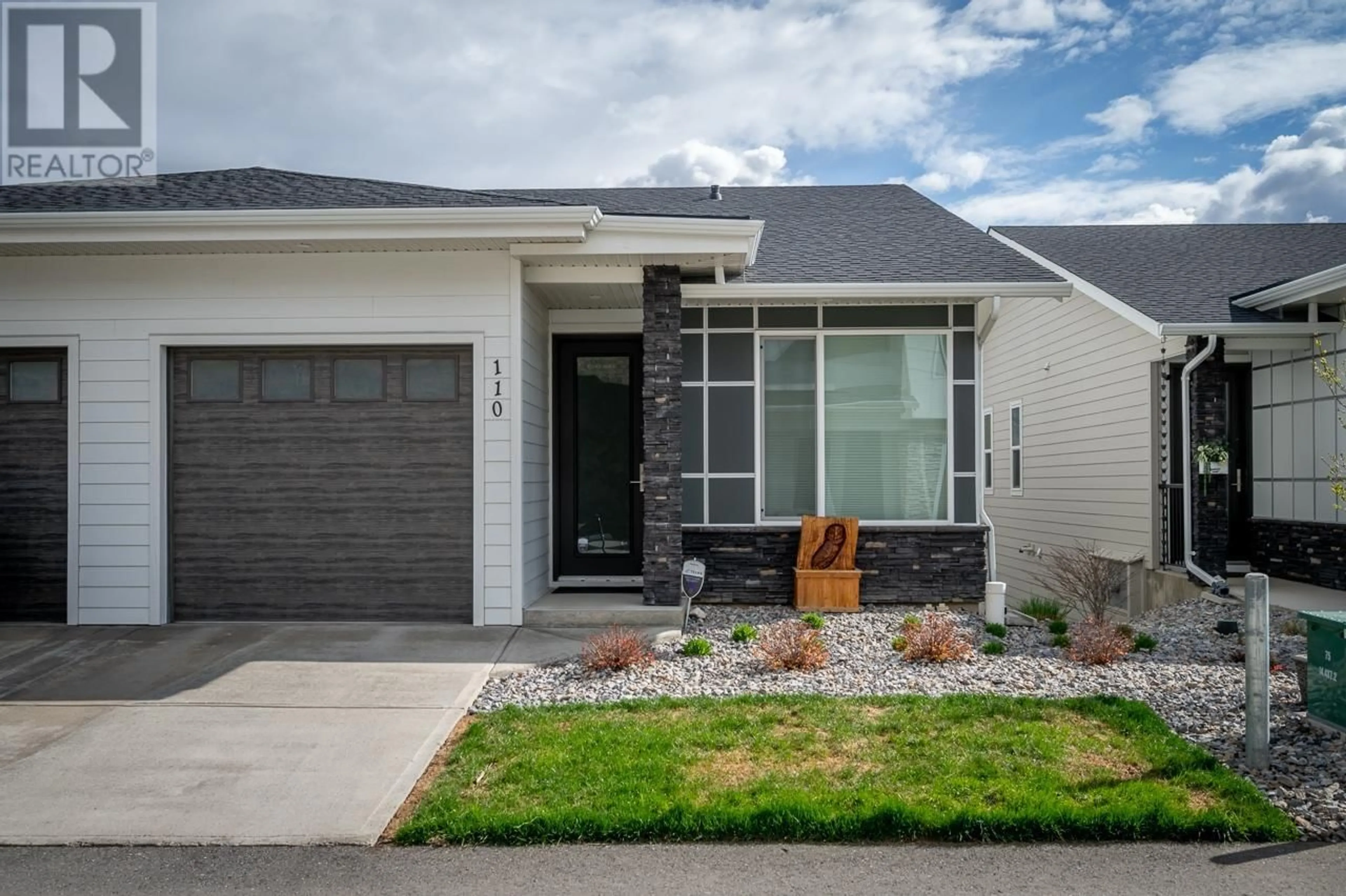 Home with vinyl exterior material for 110-2045 STAGECOACH DRIVE, Kamloops British Columbia V2B0H8