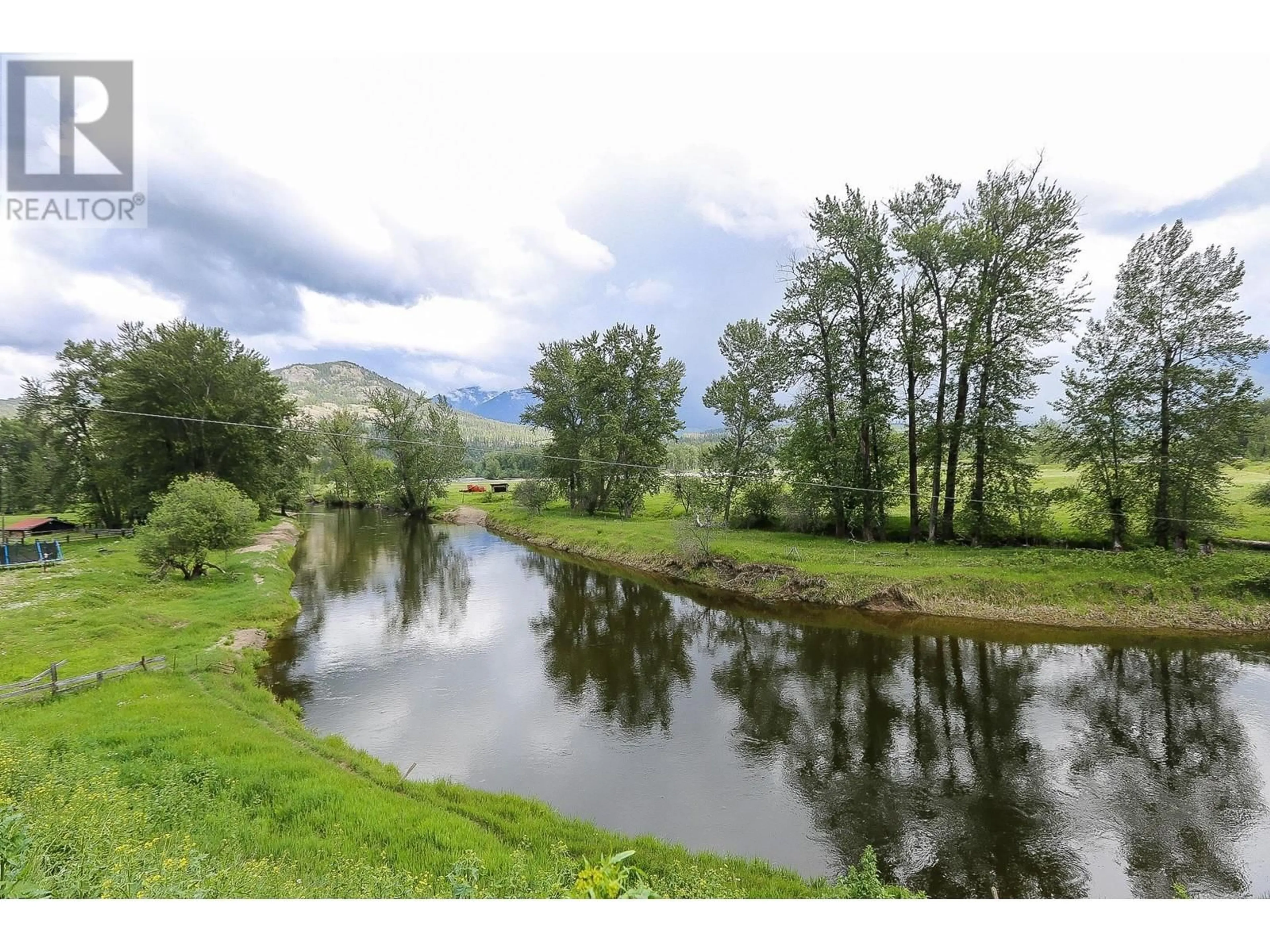 A pic from outside/outdoor area/front of a property/back of a property/a pic from drone, water/lake/river/ocean view for 8630 YELLOWHEAD  S HIGHWAY, Little Fort British Columbia V0E2C0