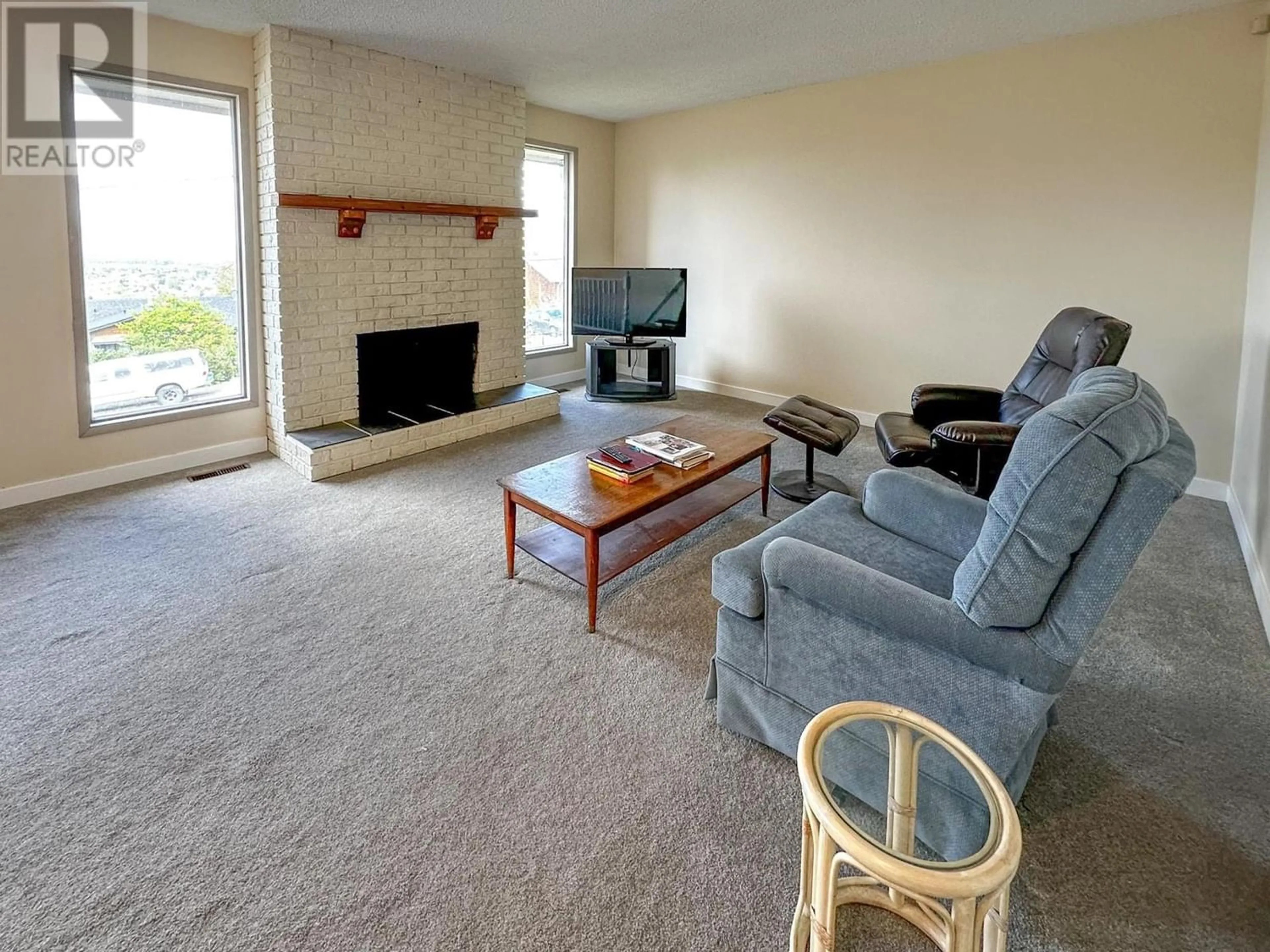Living room for 753 ARBUTUS STREET, Kamloops British Columbia V2C1B2