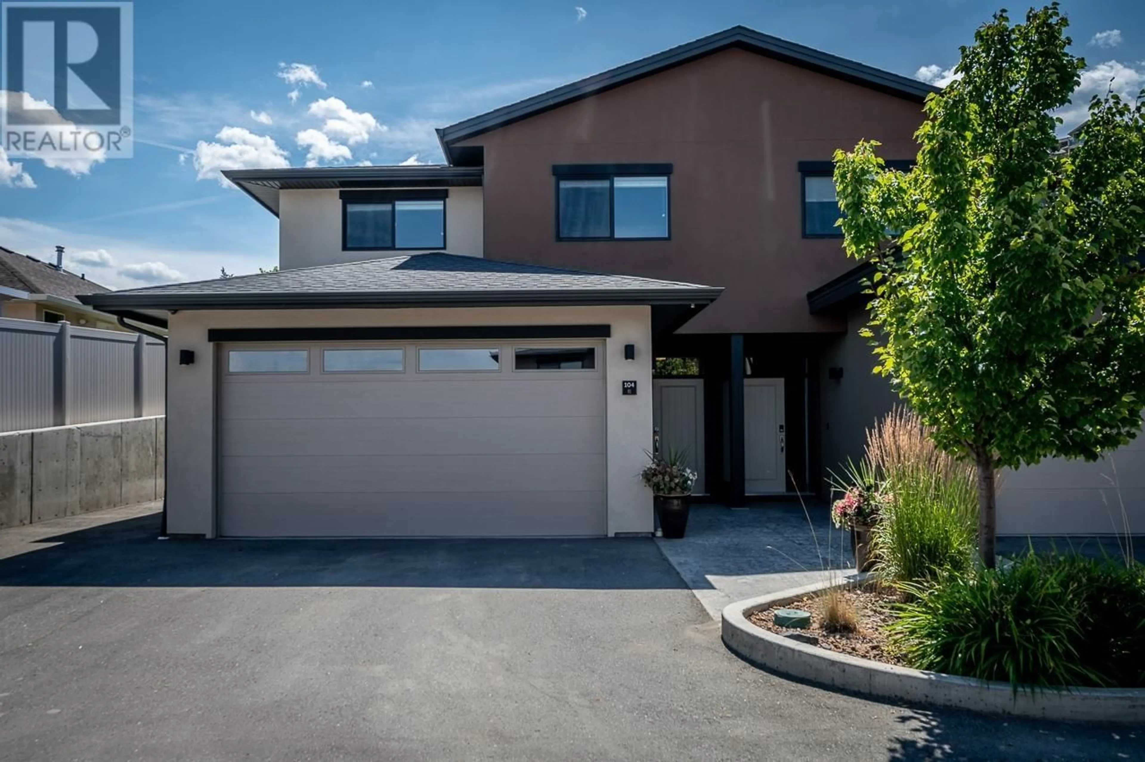 Frontside or backside of a home for 104-580 SEDONA DRIVE, Kamloops British Columbia