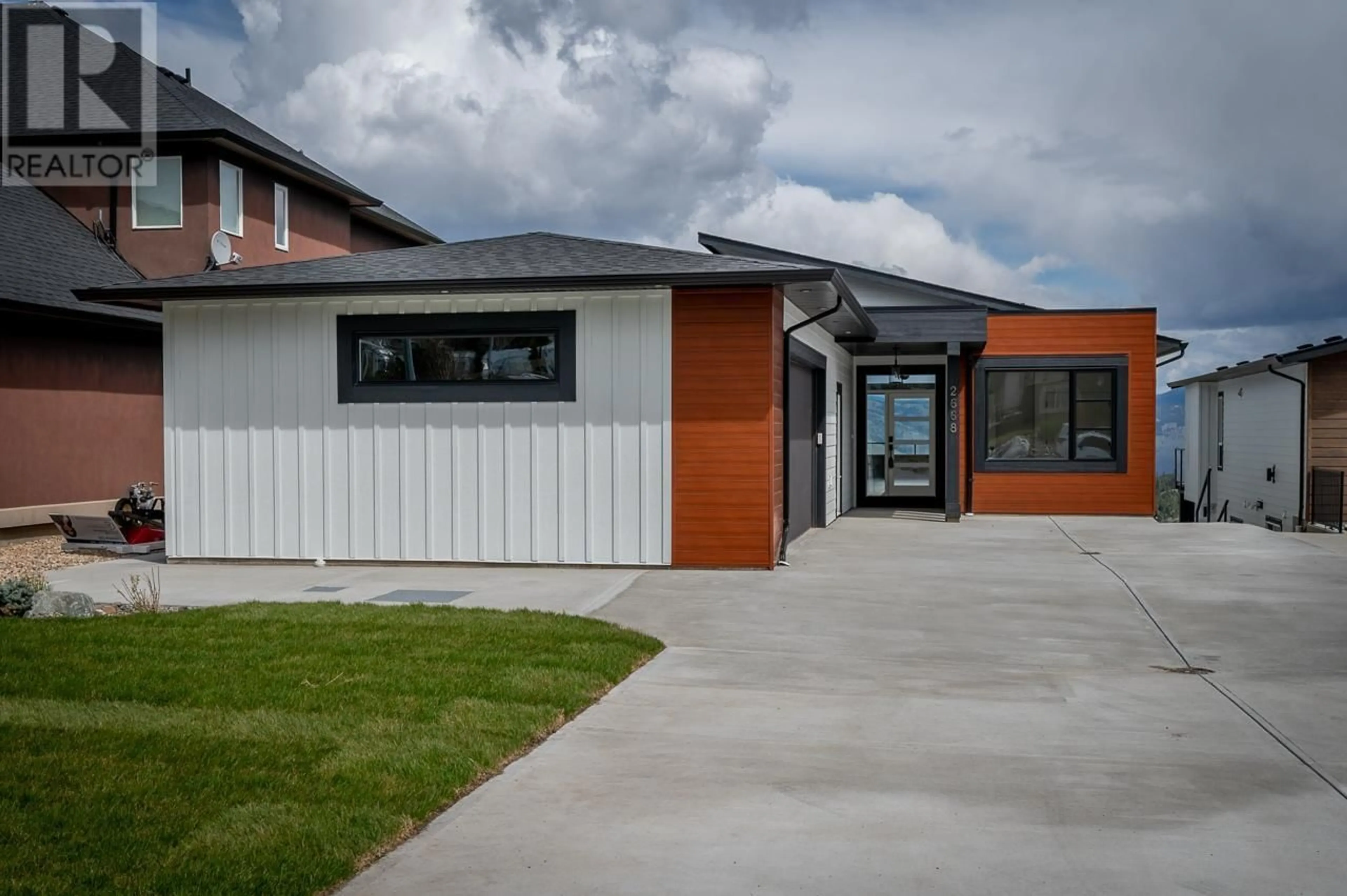 Frontside or backside of a home for 2668 TELFORD DRIVE, Kamloops British Columbia V1S0A3