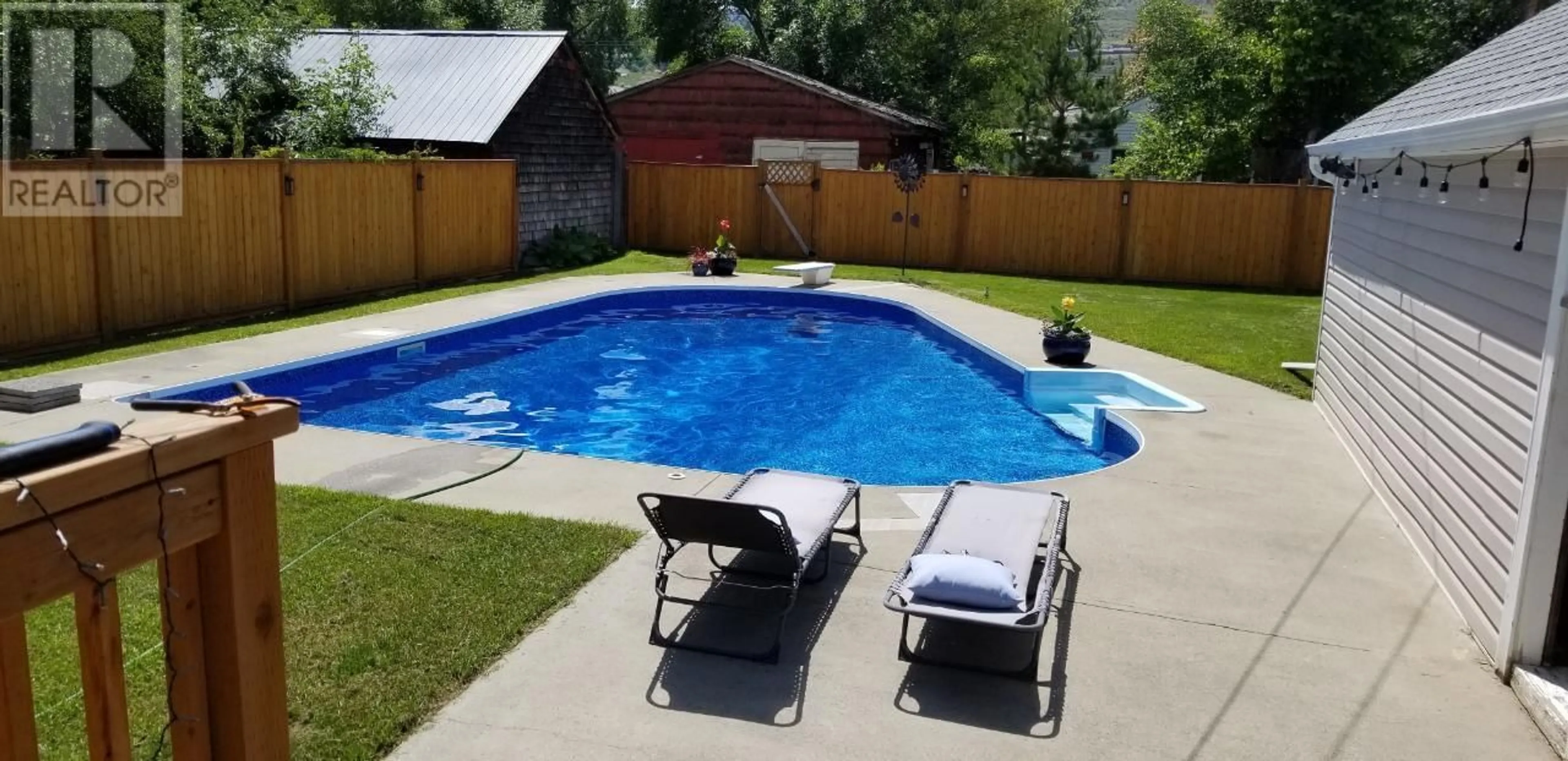 Indoor or outdoor pool for 369 CAMPBELL AVE, Kamloops British Columbia V2B3R6