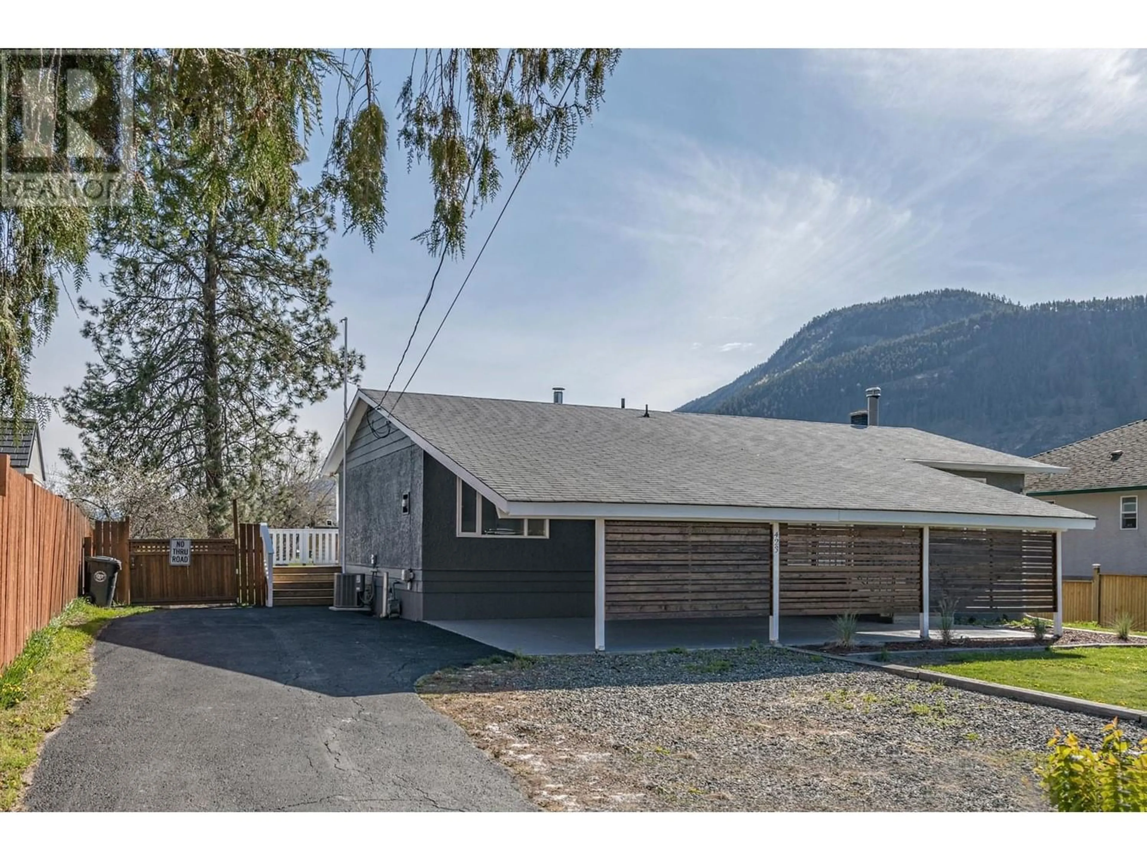 Frontside or backside of a home for 423 PINE STREET, Chase British Columbia V0E1M0