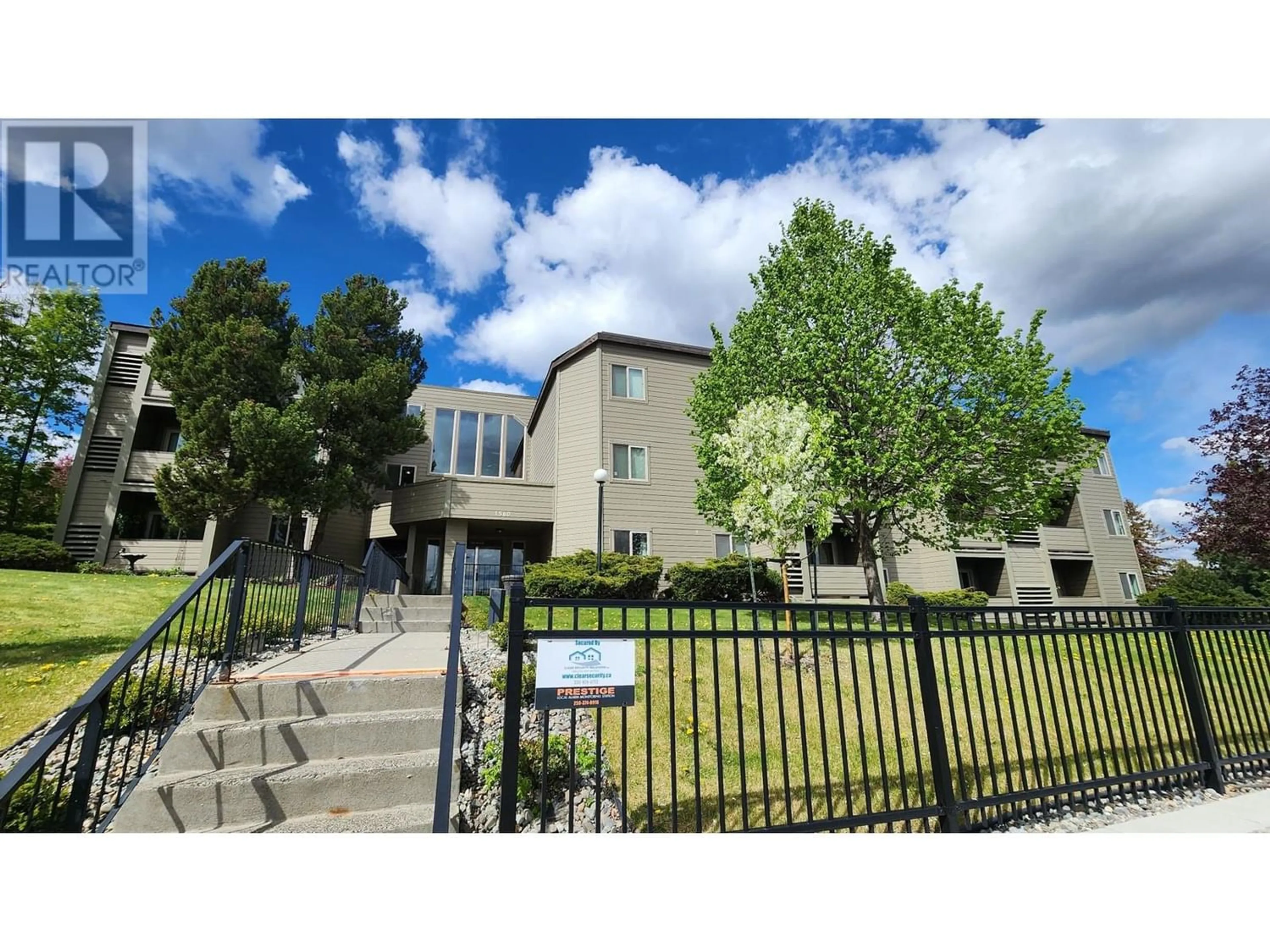 Outside view for 217-1560 SUMMIT DRIVE, Kamloops British Columbia V2E1R5