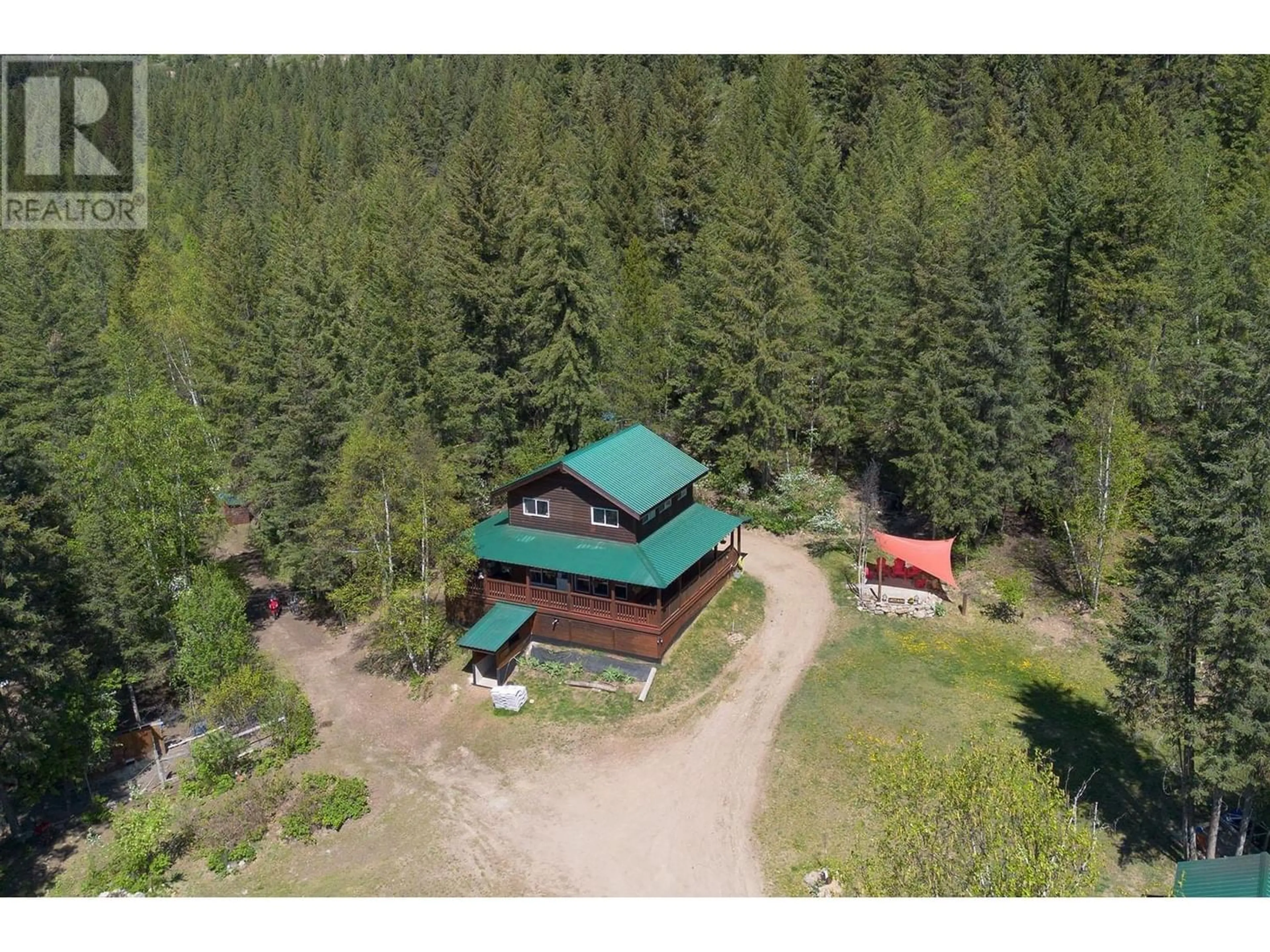 Cottage for 1243 BAIN ROAD, Clearwater British Columbia V0E1N1