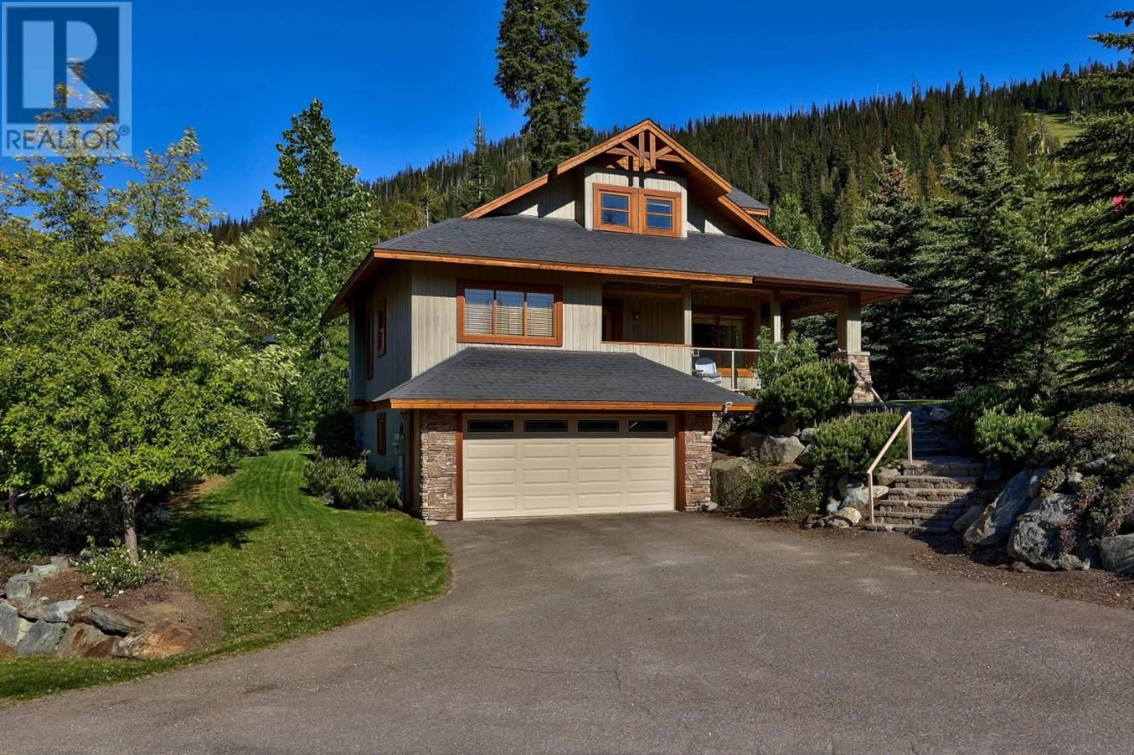A pic from exterior of the house or condo for 10-2715 FAIRWAYS DRIVE, Sun Peaks British Columbia V0E5N0