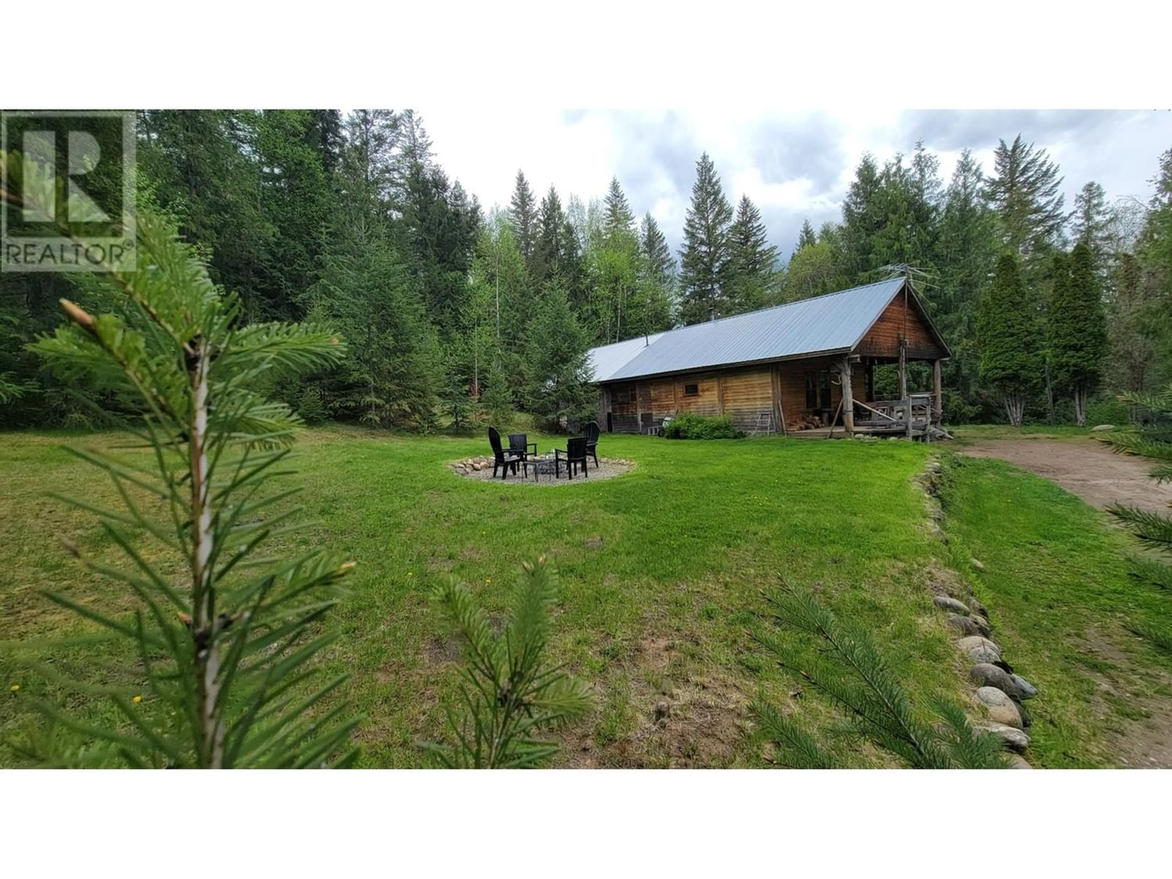 Outside view for 245 SMALL ROAD, Clearwater British Columbia