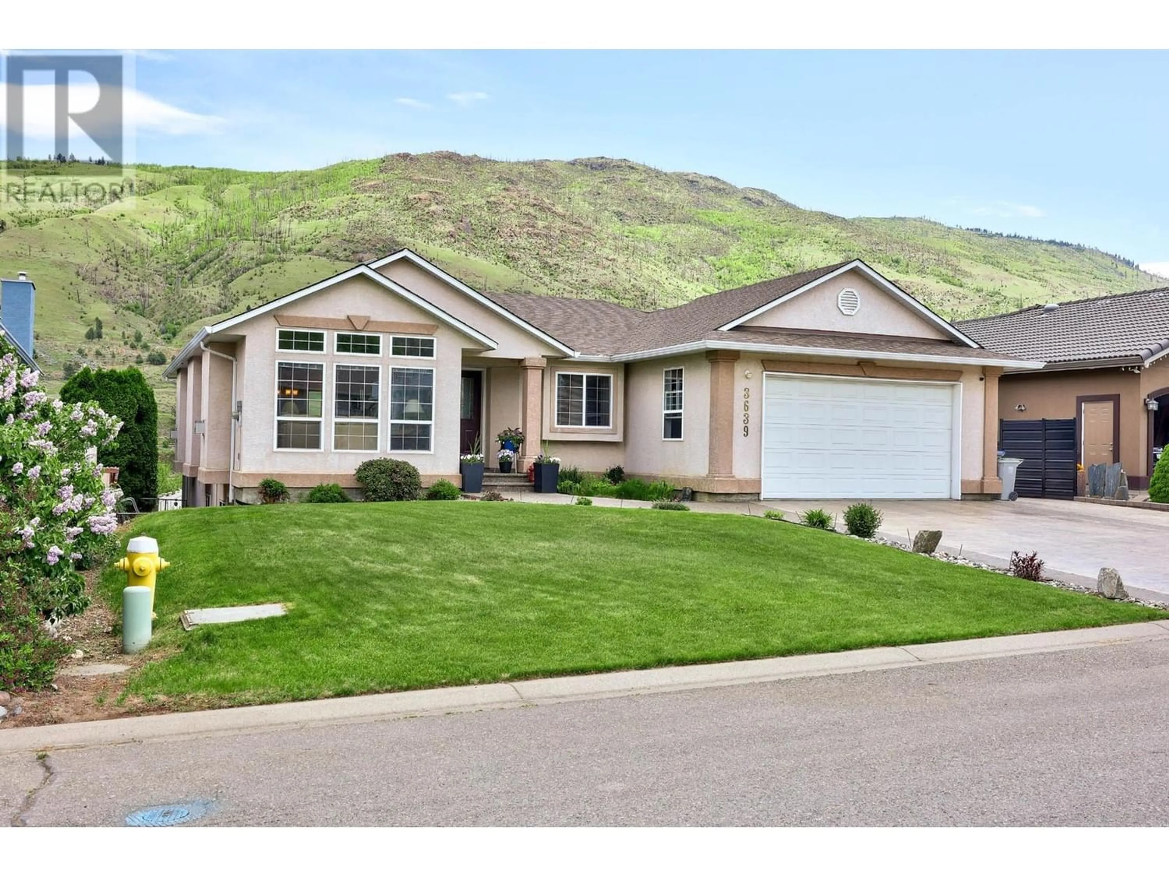 Frontside or backside of a home, the street view for 3639 OVERLANDER Drive, Kamloops British Columbia V2B8L7