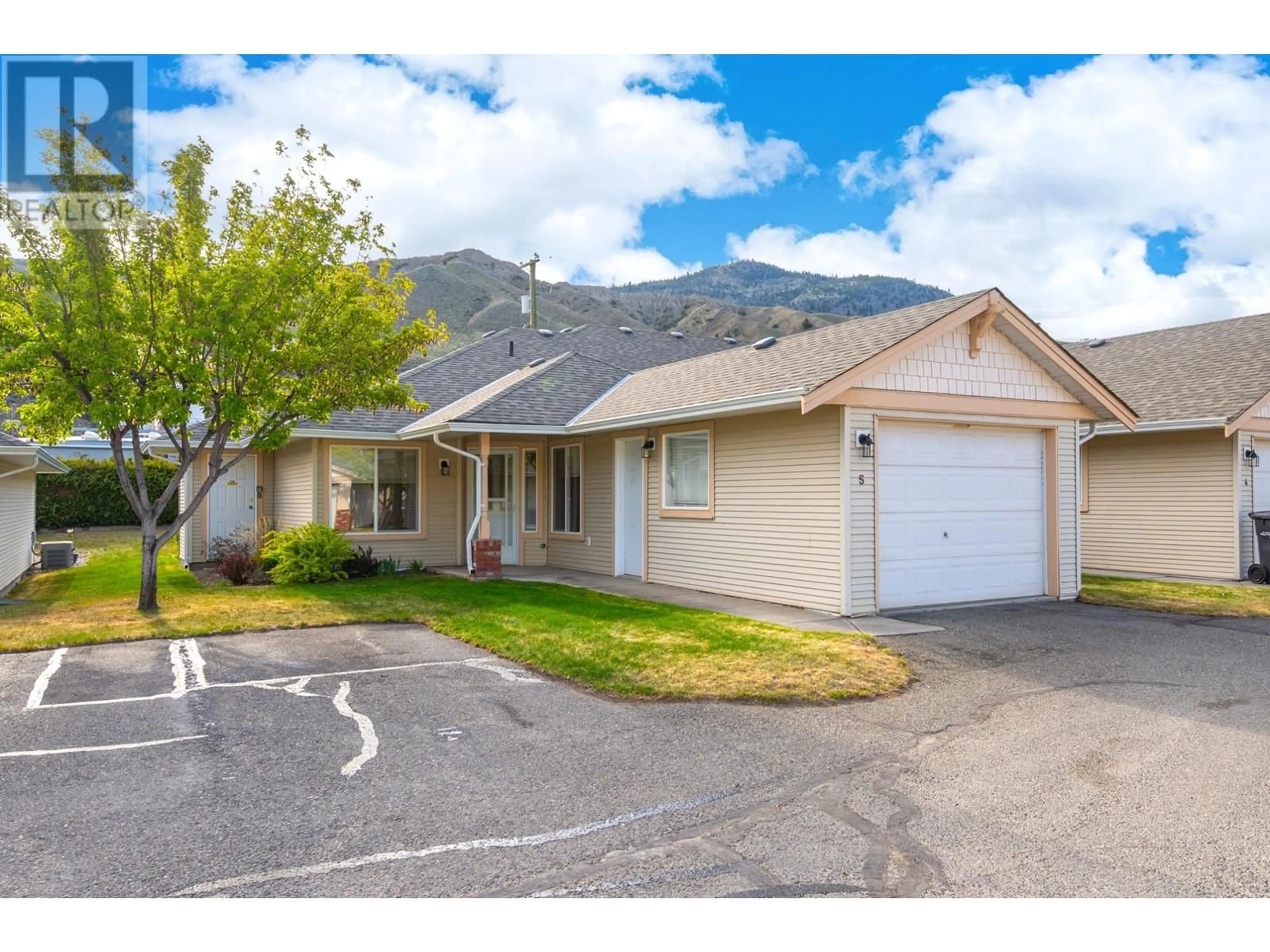 Indoor entryway for 5-807 RAILWAY AVE, Ashcroft British Columbia