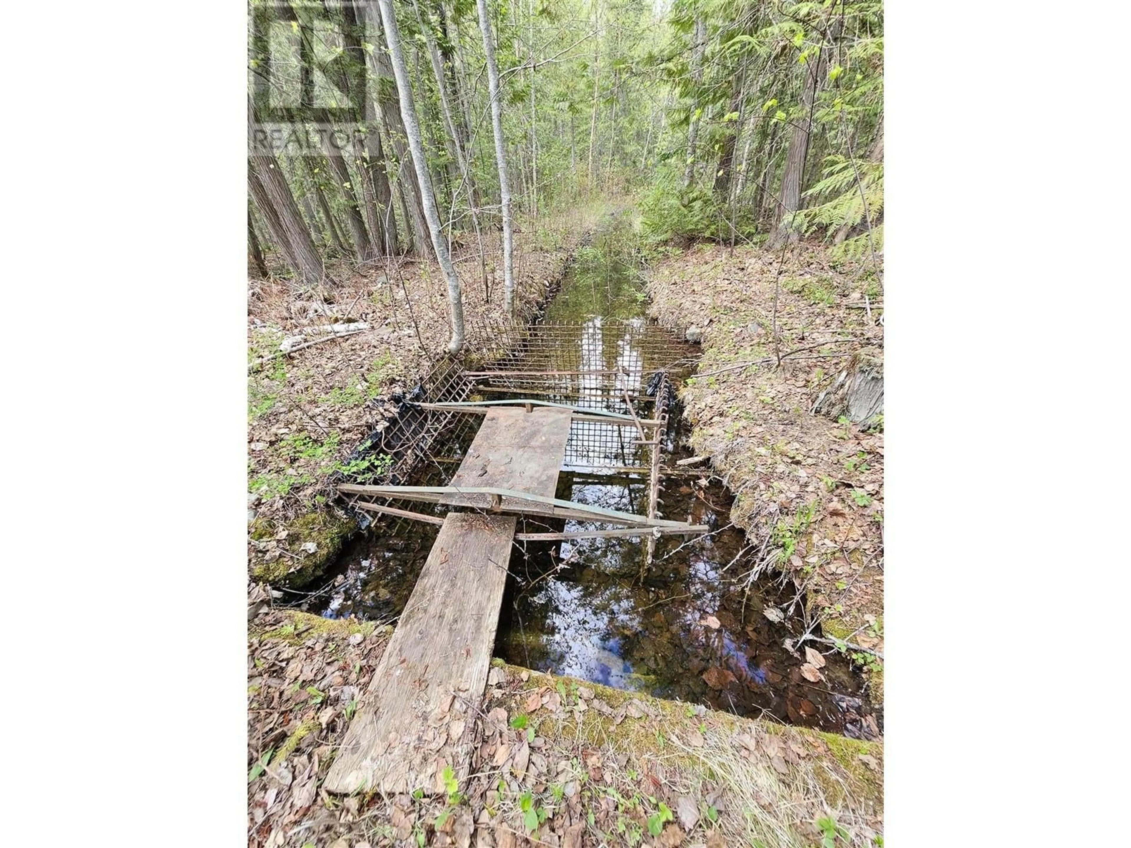 Unknown for 4187 MCNAB ROAD, Little Fort British Columbia V0e1N2