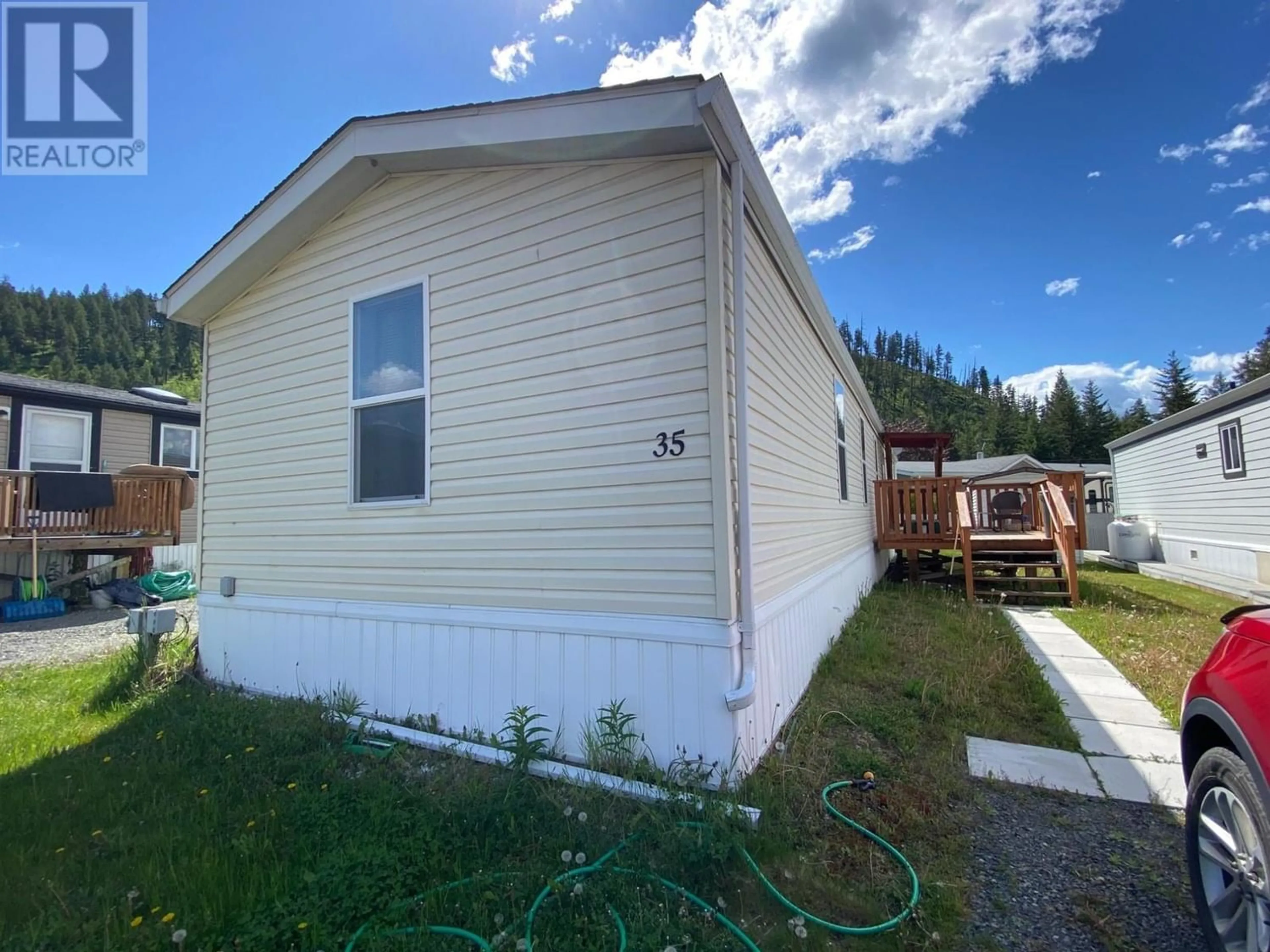 Home with vinyl exterior material for 35-4510 POWER ROAD, Barriere British Columbia V0E1E0