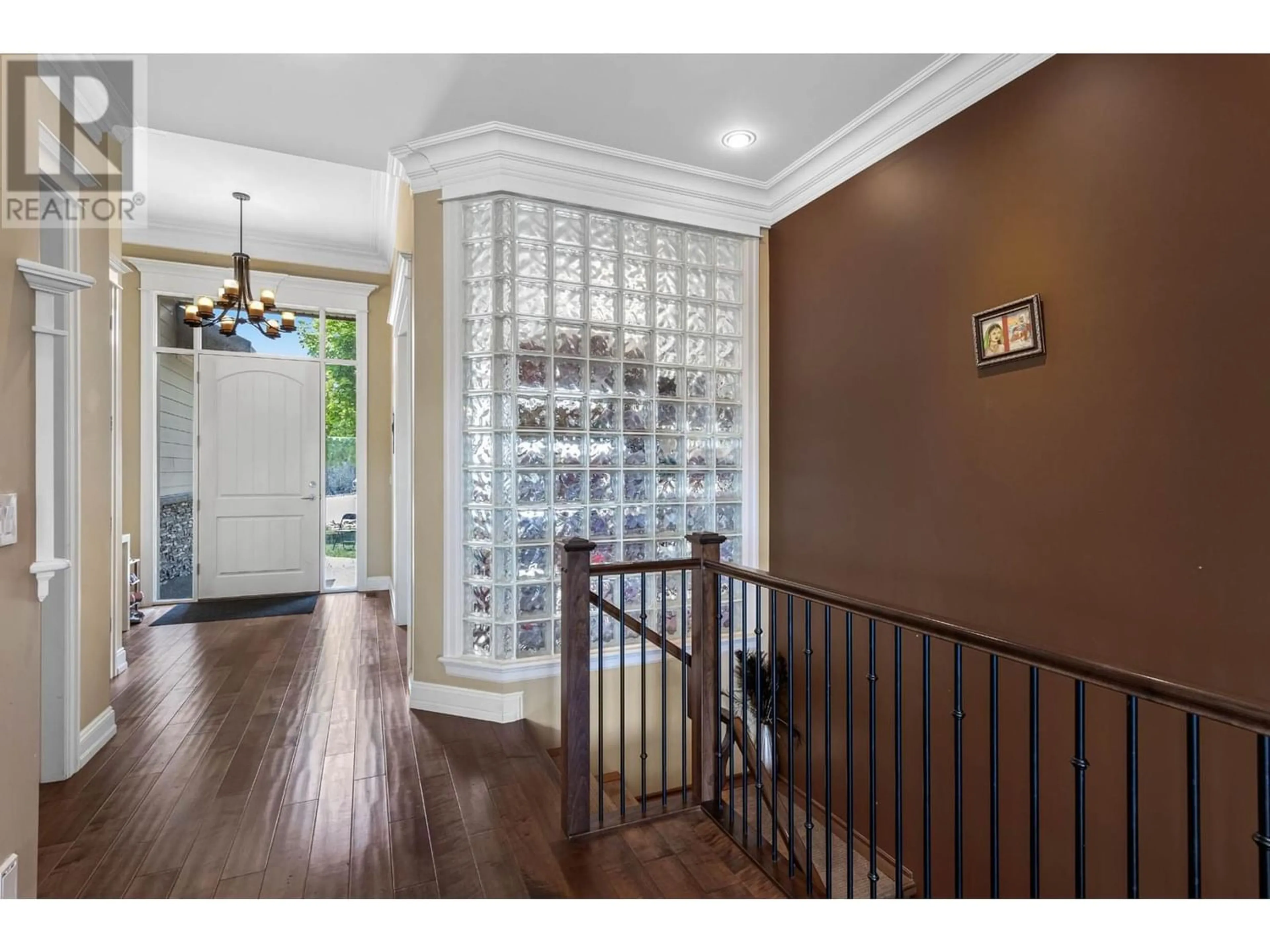 Indoor entryway, wood floors for 842 GUERIN CREEK Way, Kamloops British Columbia V2C0A6