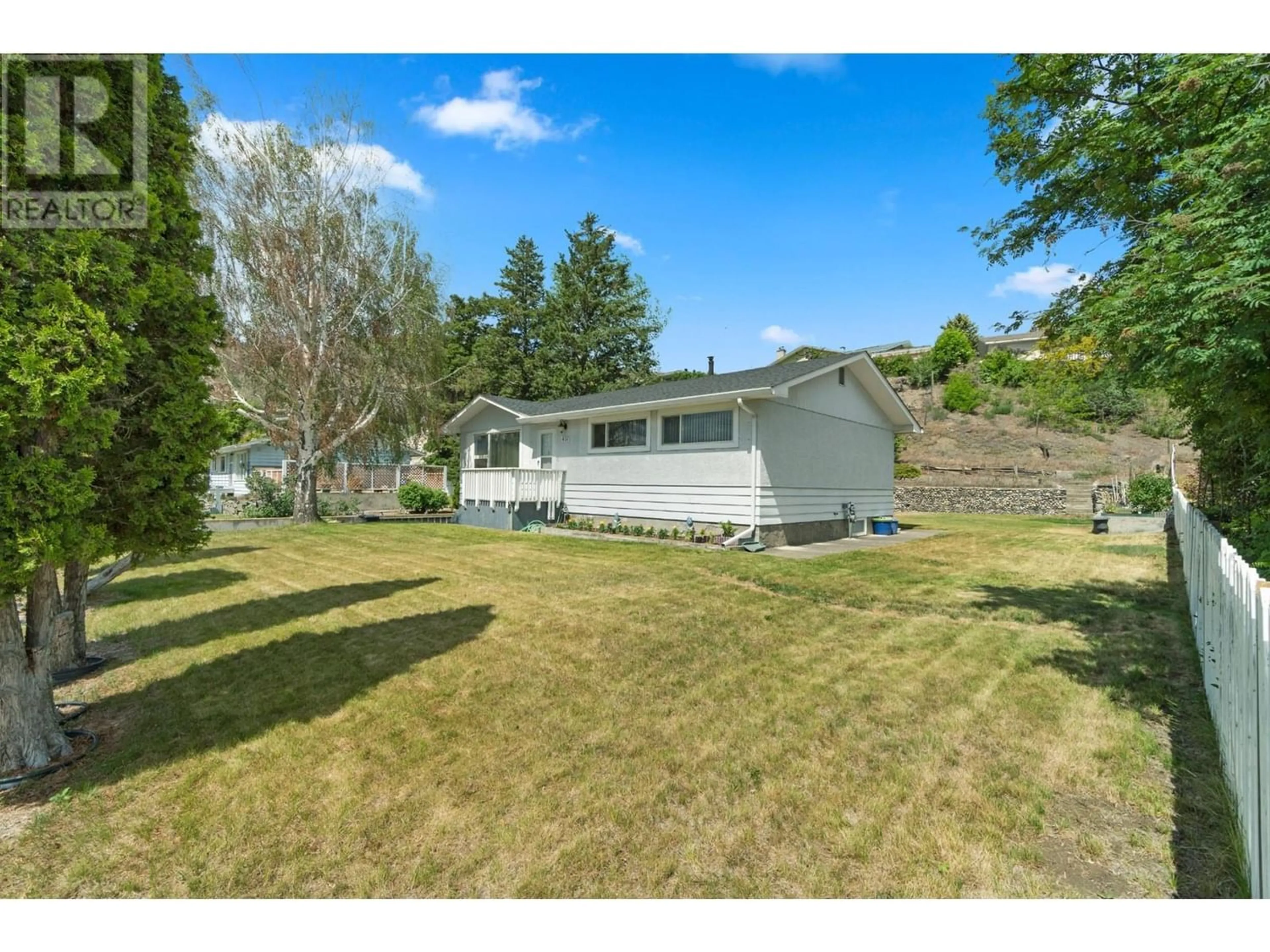 Fenced yard for 616 BIRCH CRES, Ashcroft British Columbia