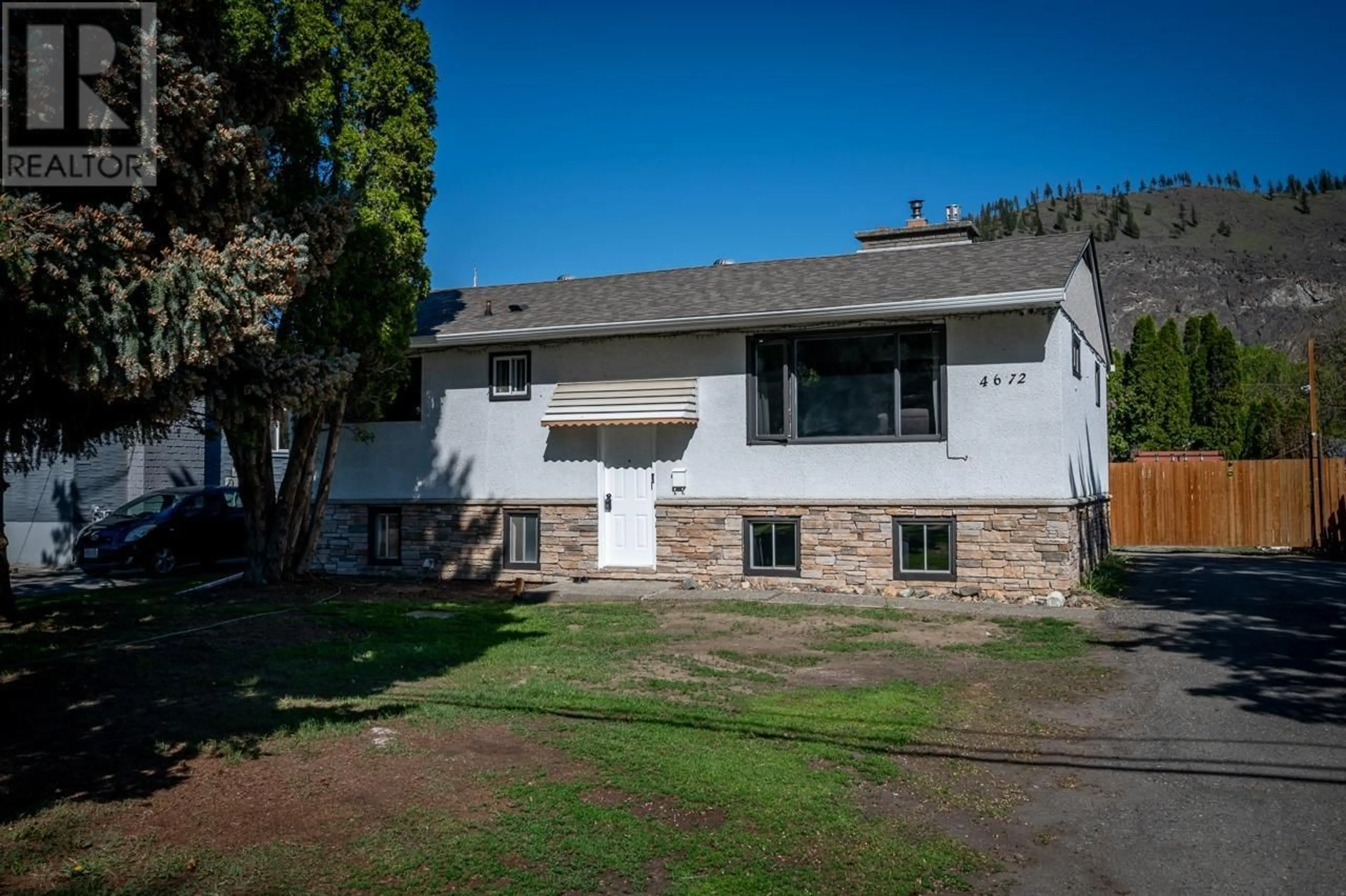 Frontside or backside of a home for 4672 SPURRAWAY ROAD, Kamloops British Columbia V2H1M7