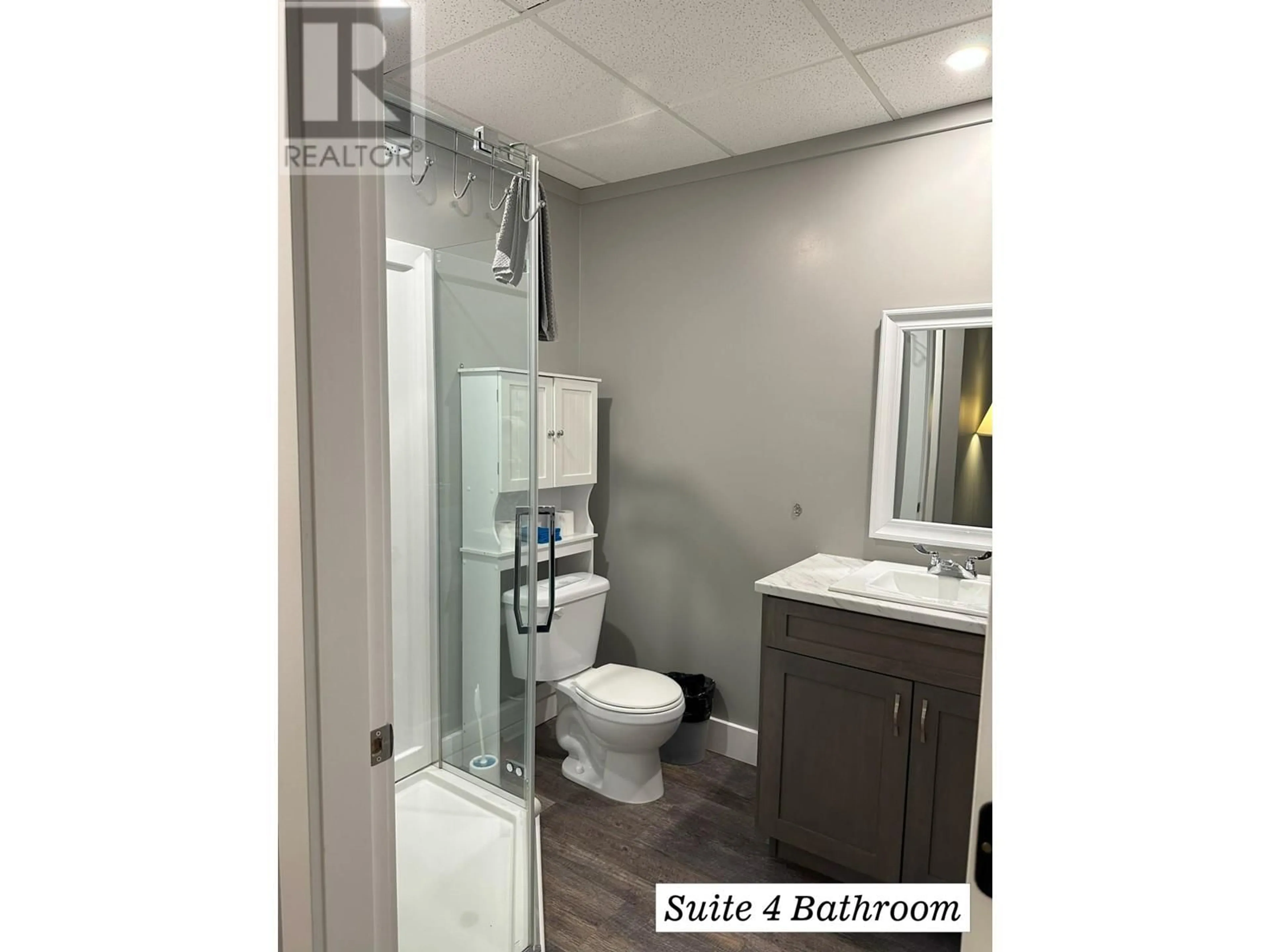 Standard bathroom, not visible floor for 73 TAREN Drive, Clearwater British Columbia V0E1N2