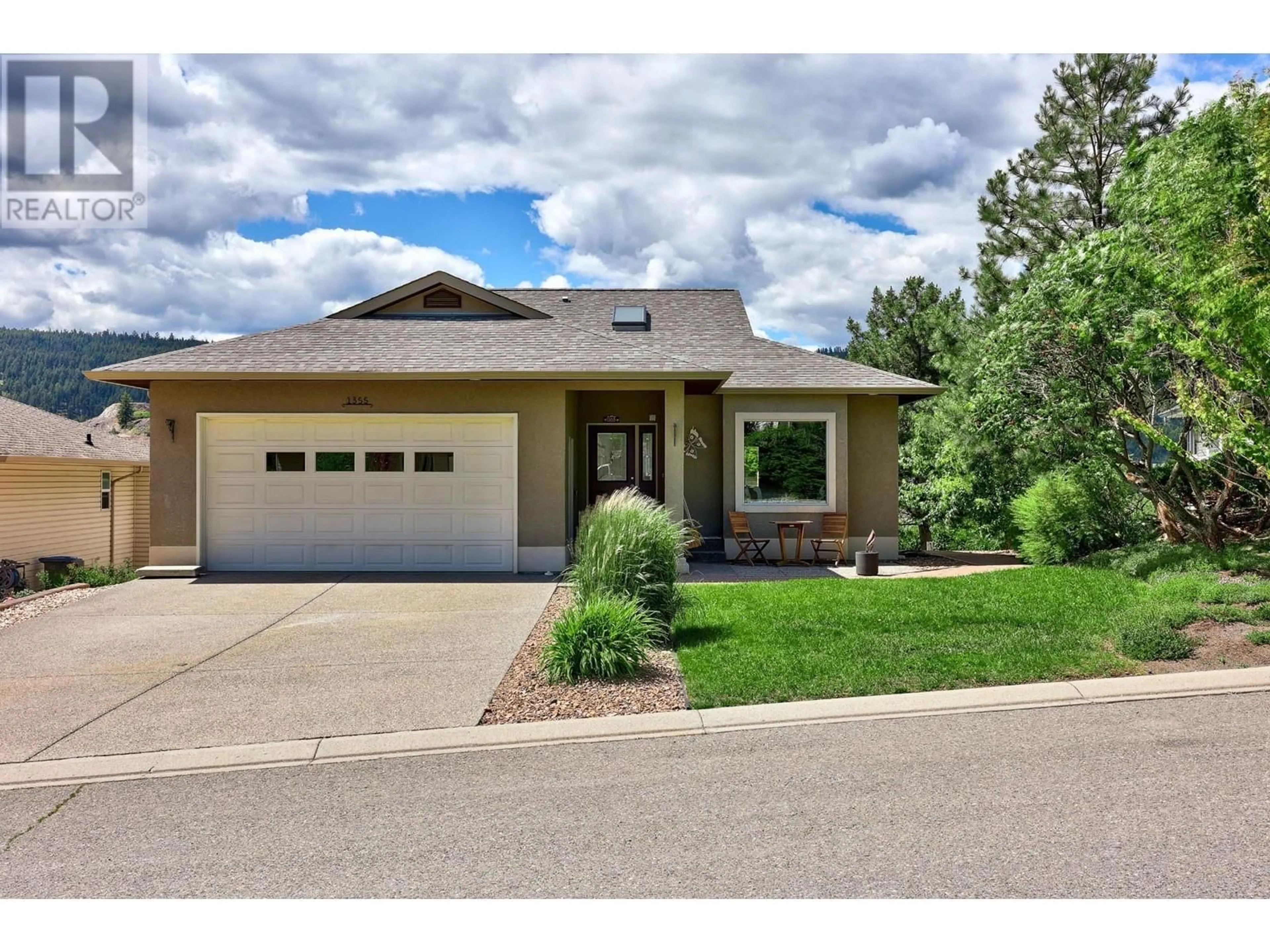 Frontside or backside of a home for 1355 SUNSHINE CRT, Kamloops British Columbia