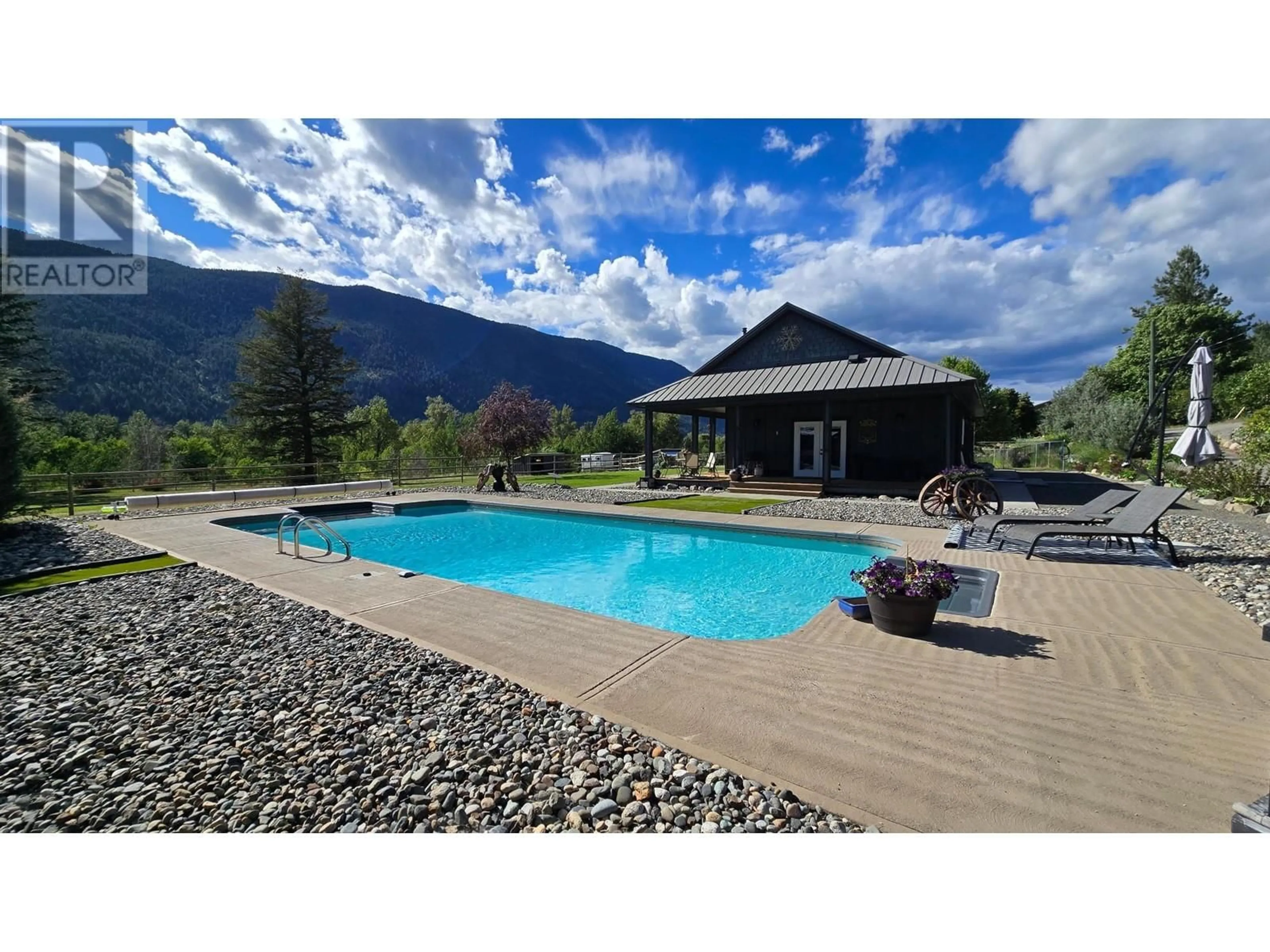 Indoor or outdoor pool for 9073 KEALTY ROAD, Heffley British Columbia v0E1Z2