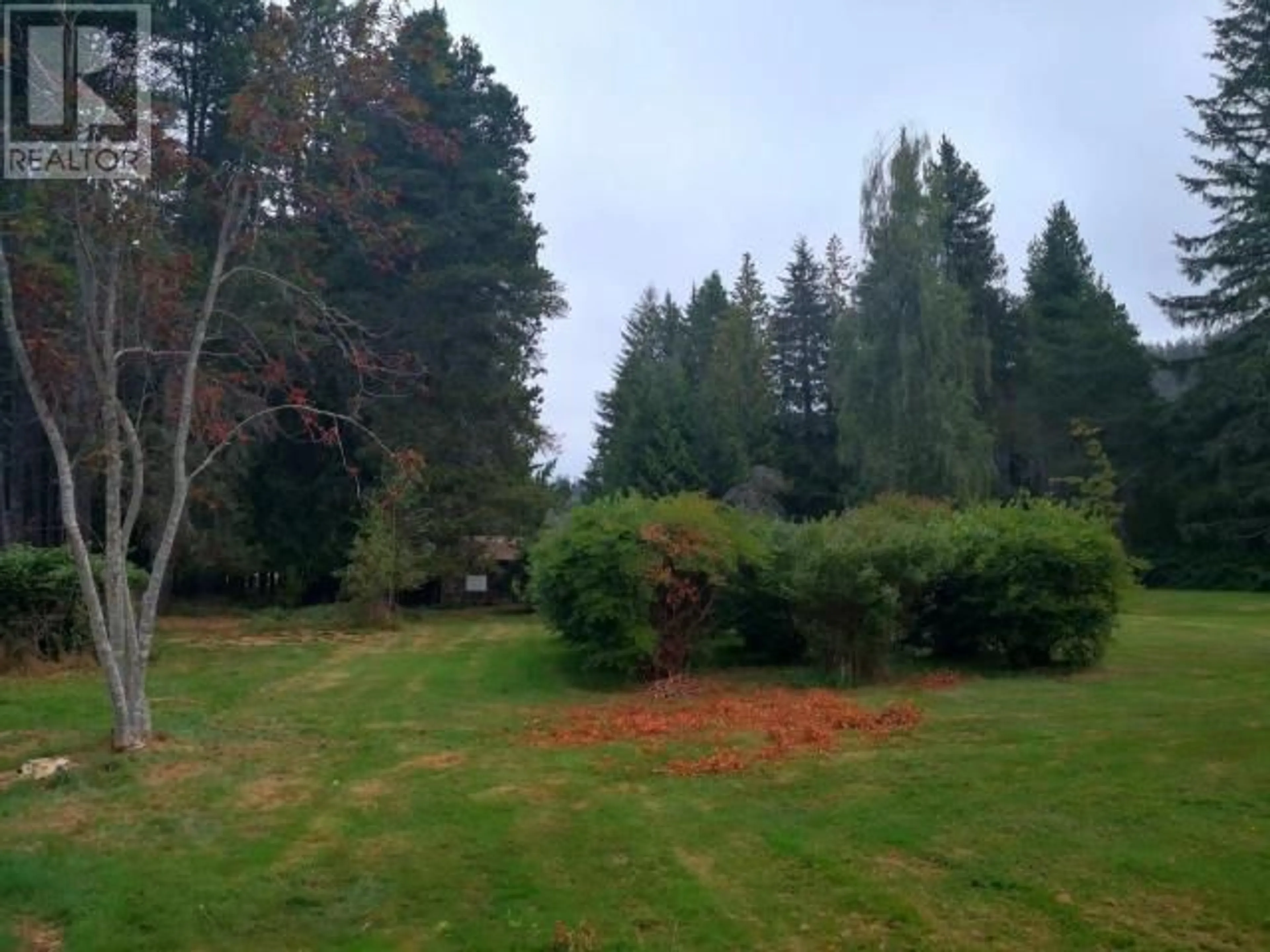 Frontside or backside of a home, the fenced backyard for 5382 MANSON AVE, Powell River British Columbia V8A3P4