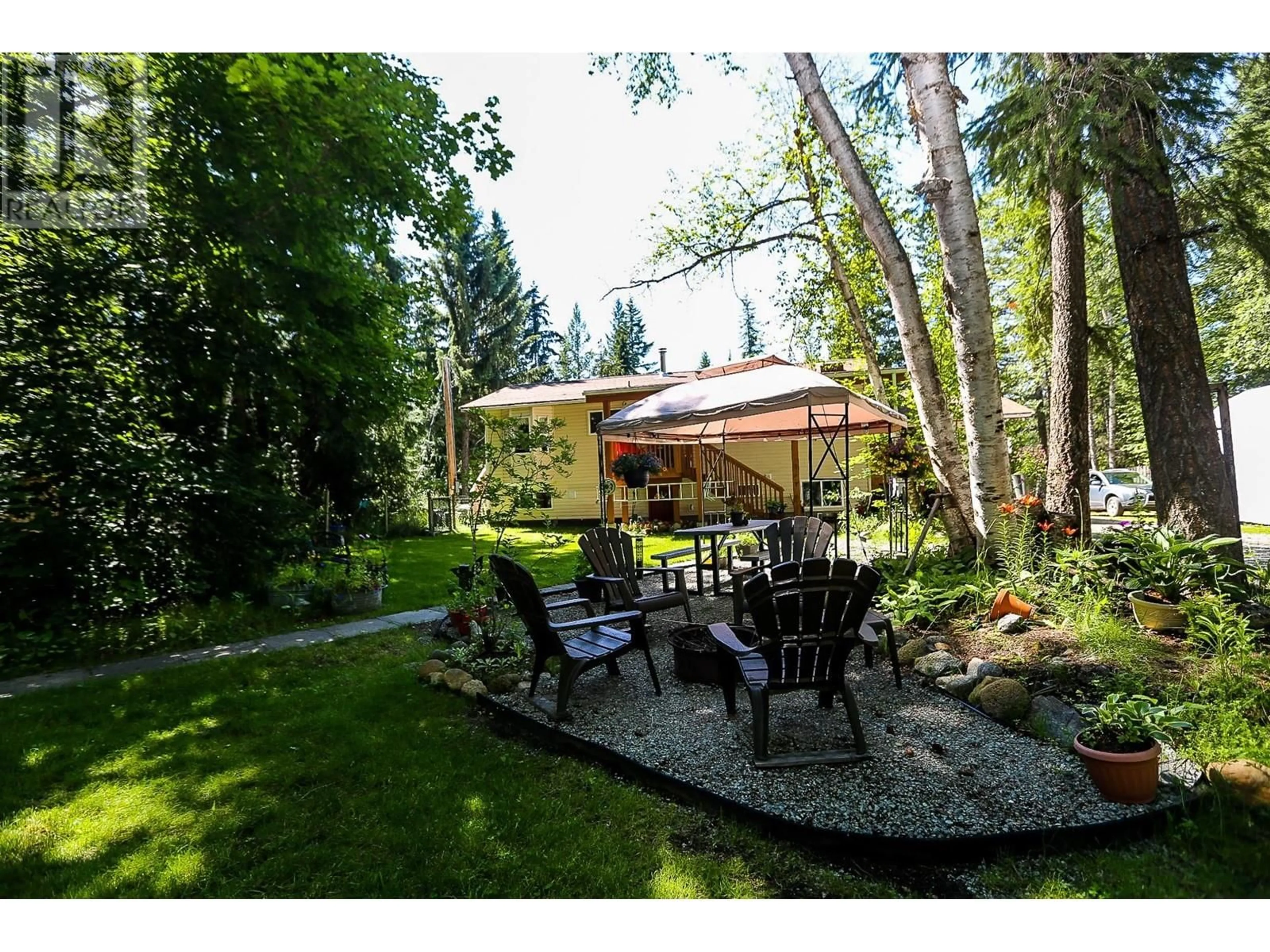 Patio for 217 SUNSHINE VALLEY ROAD, Clearwater British Columbia V0E1N1