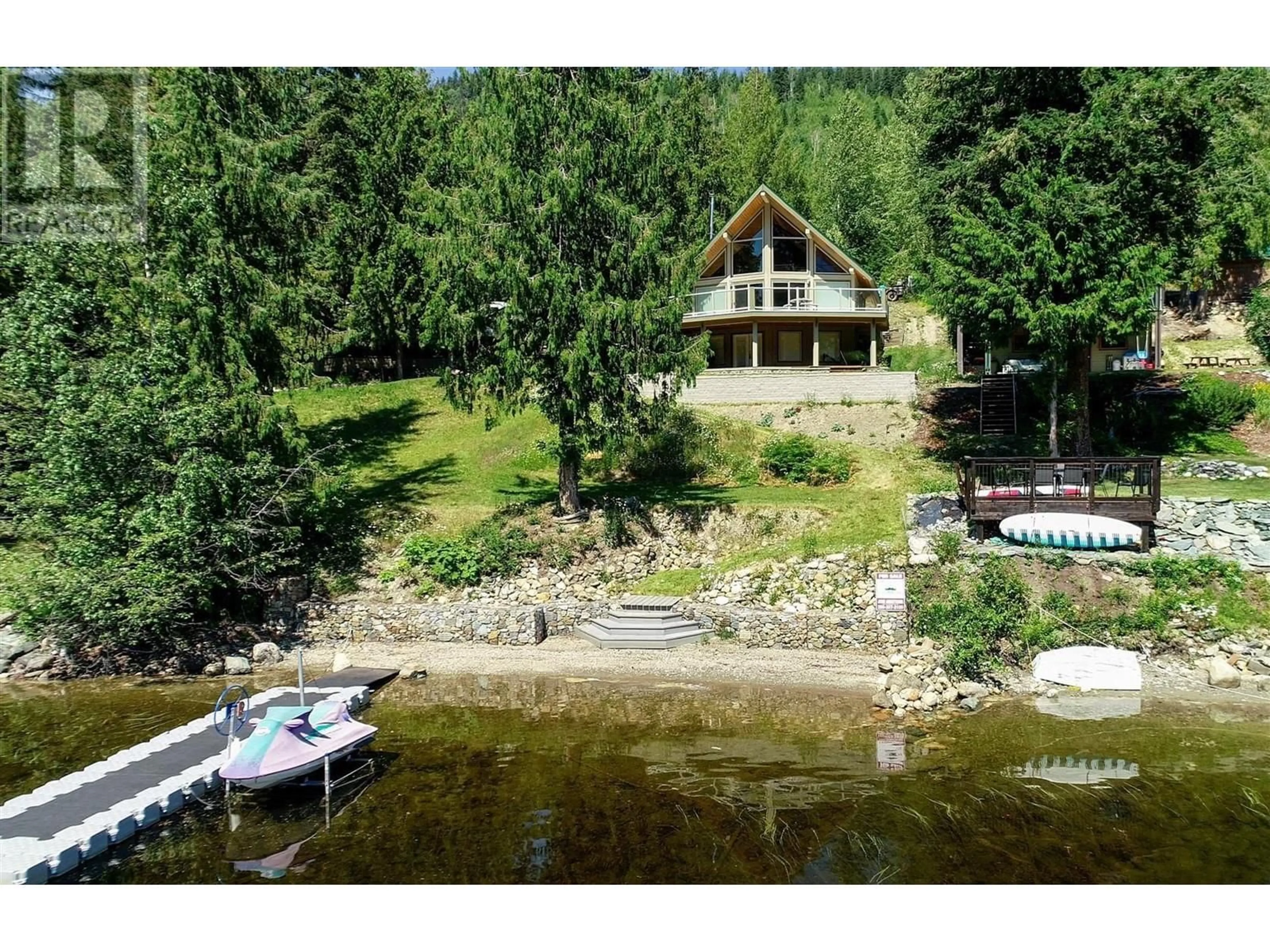 A pic from outside/outdoor area/front of a property/back of a property/a pic from drone, water/lake/river/ocean view for 17 - 7540 RUSSEL  FSR CREEK, Barriere British Columbia V0E0A9